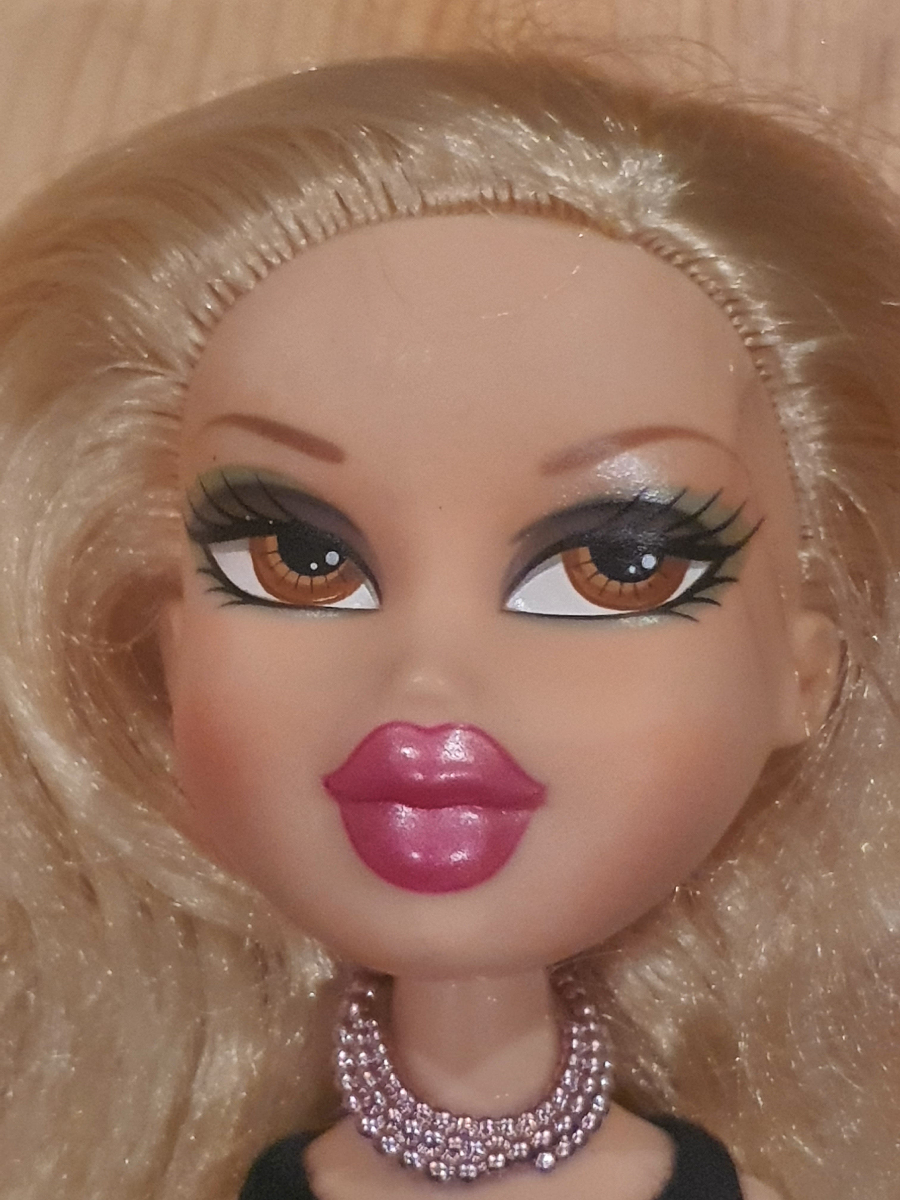 Bratz twins Krysta and Lela