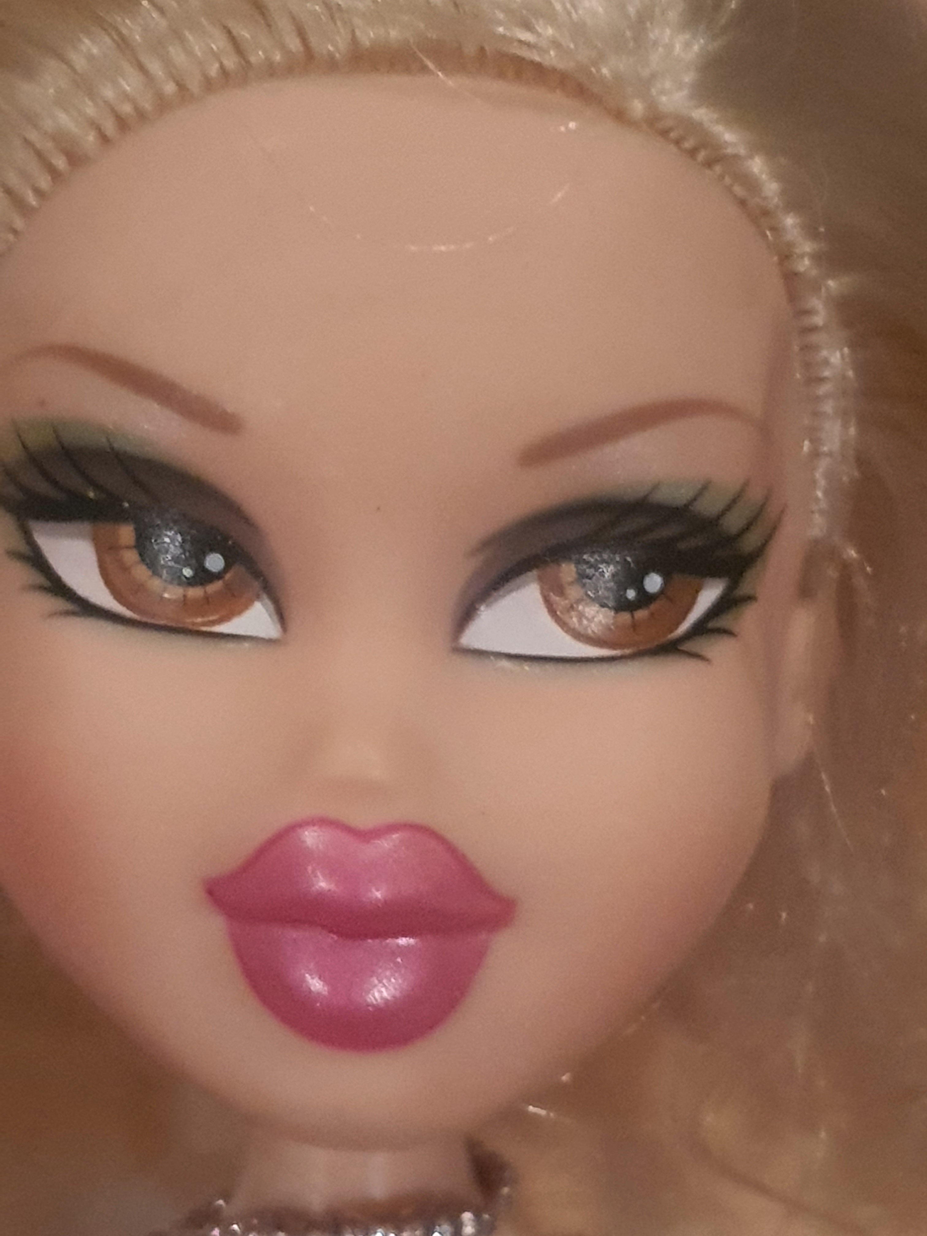 Bratz twins Krysta and Lela