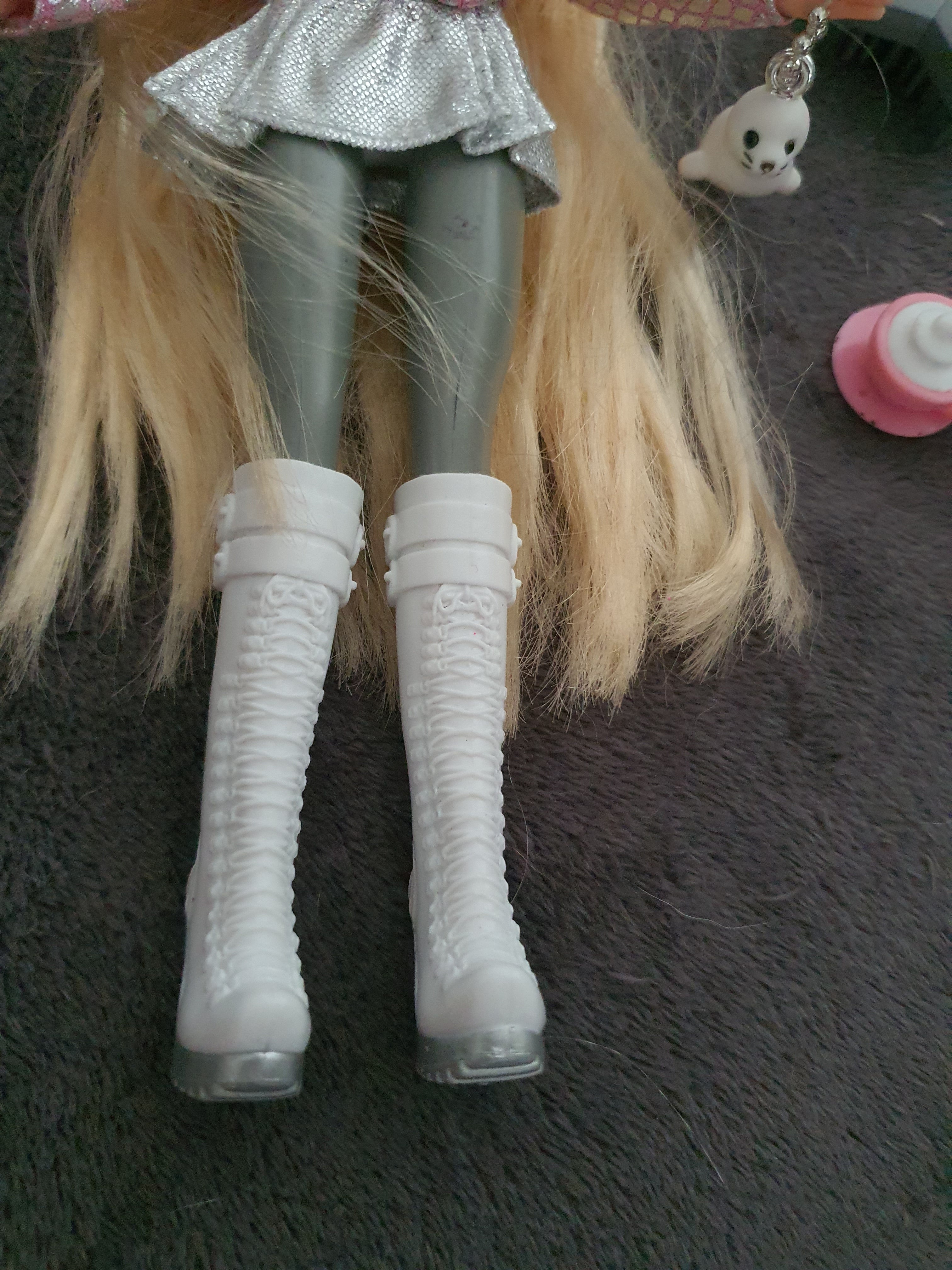Bratz cloe pink winter dream