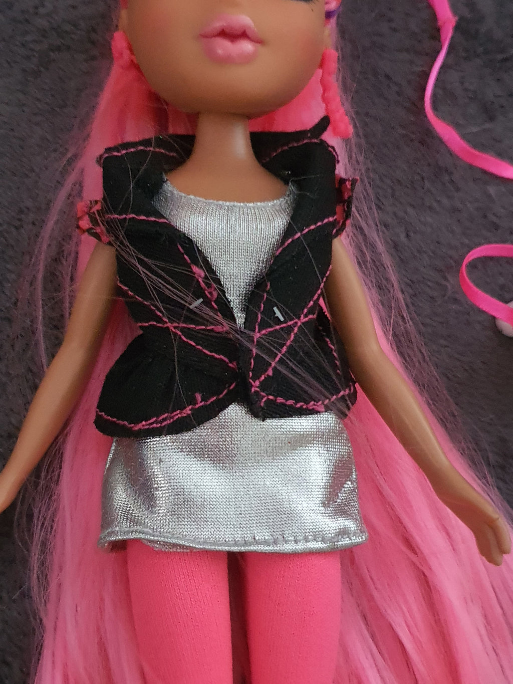 Bratz neon pink runway