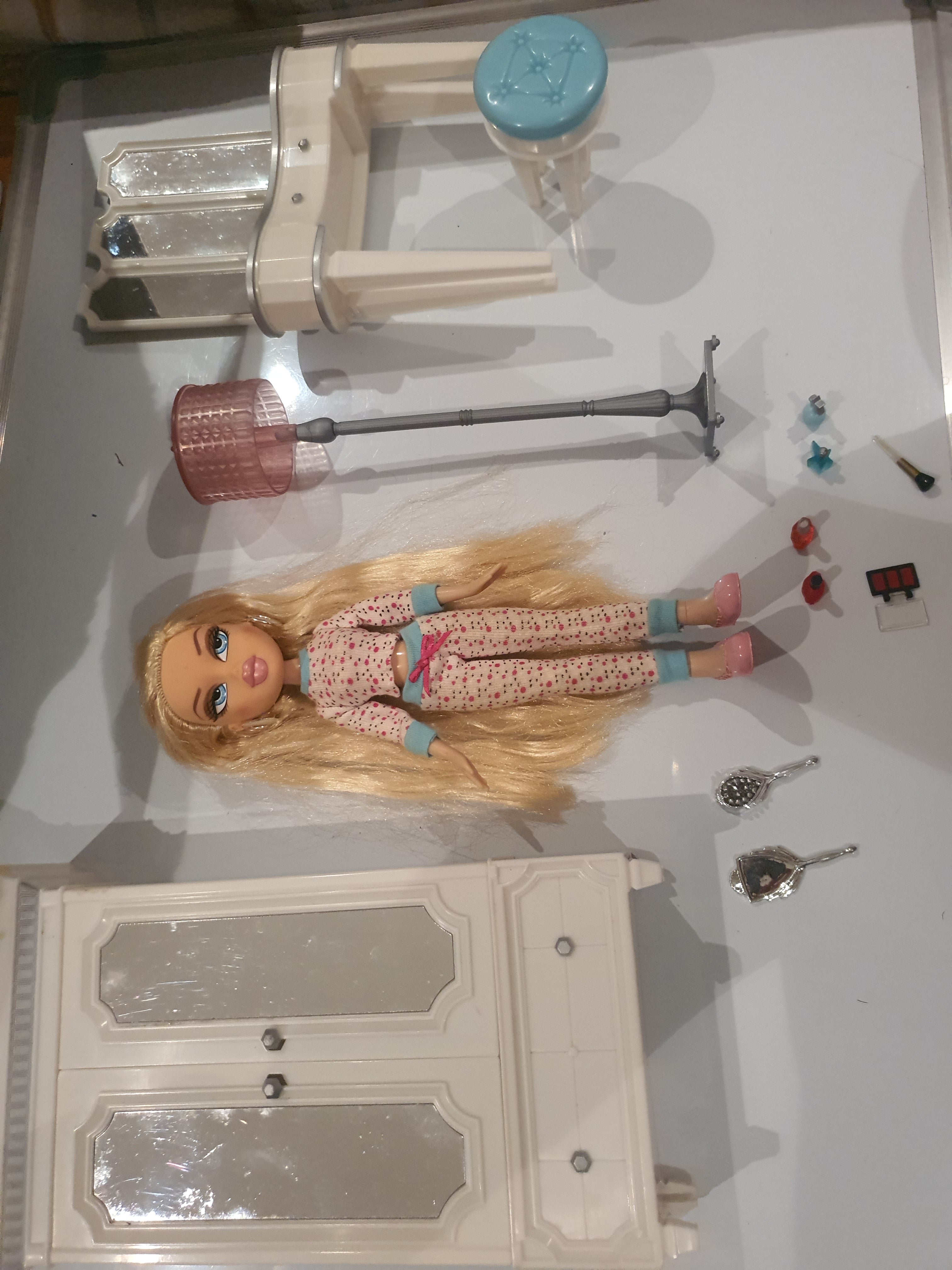 Bratz World Cloe's House Original MGA