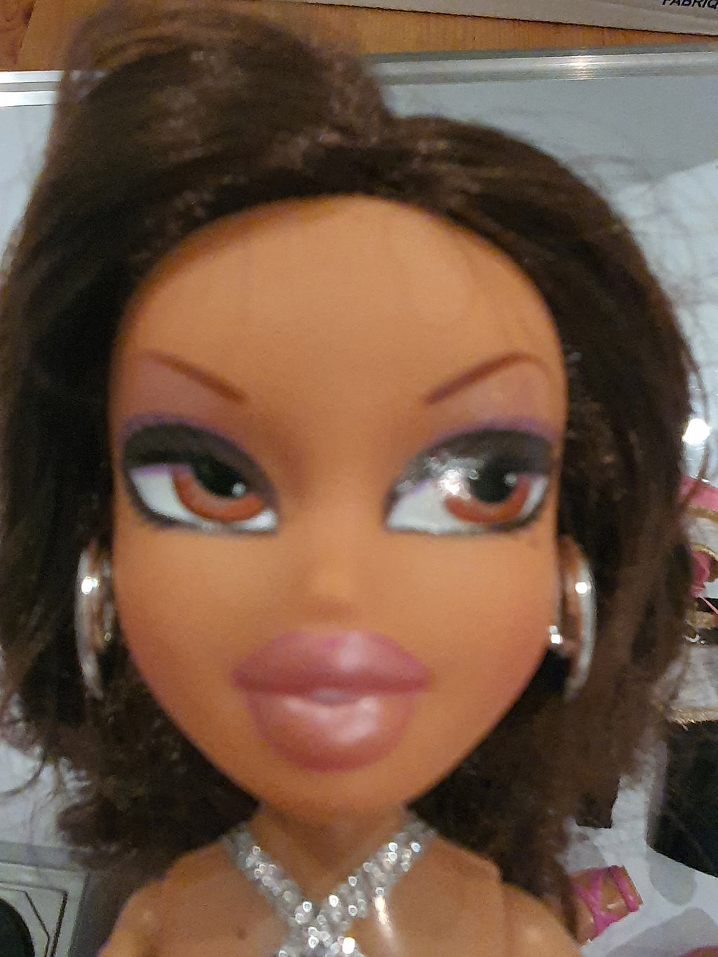 Bratz yasmin crewz poupée originale mga