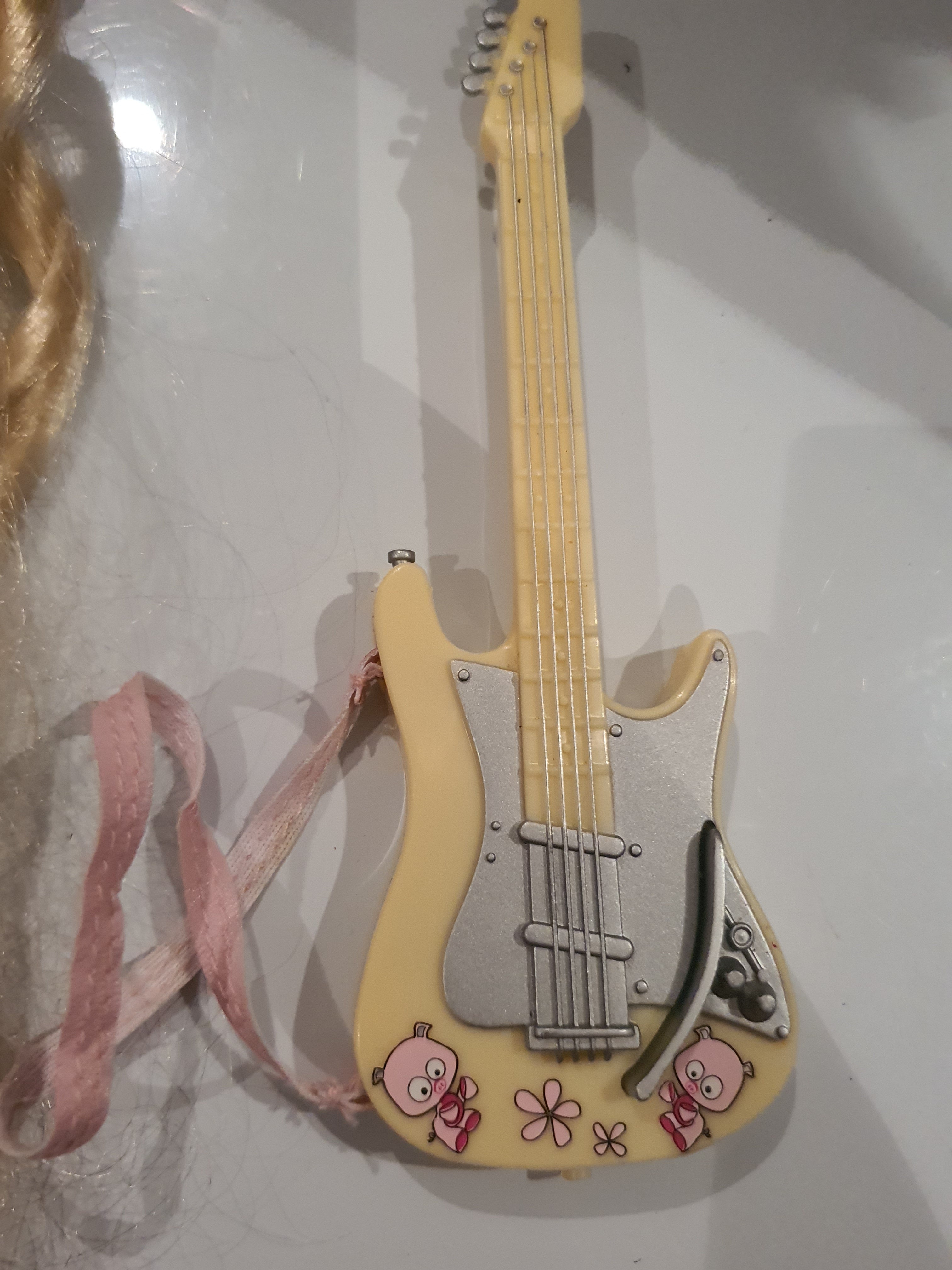 Bratz Cloe Icons – Complète avec accessoires 🐷🎸
