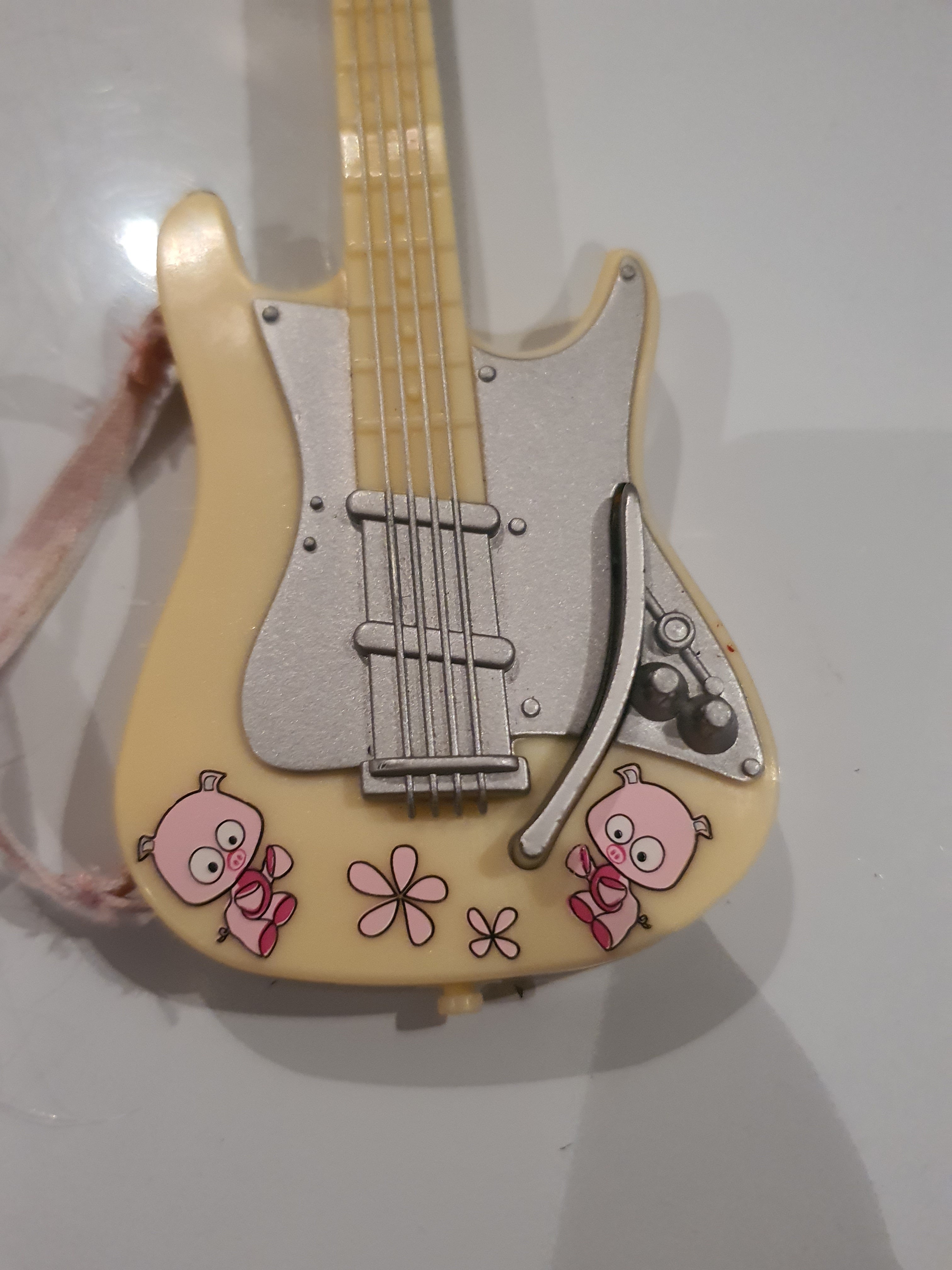 Bratz Cloe Icons – Complète avec accessoires 🐷🎸