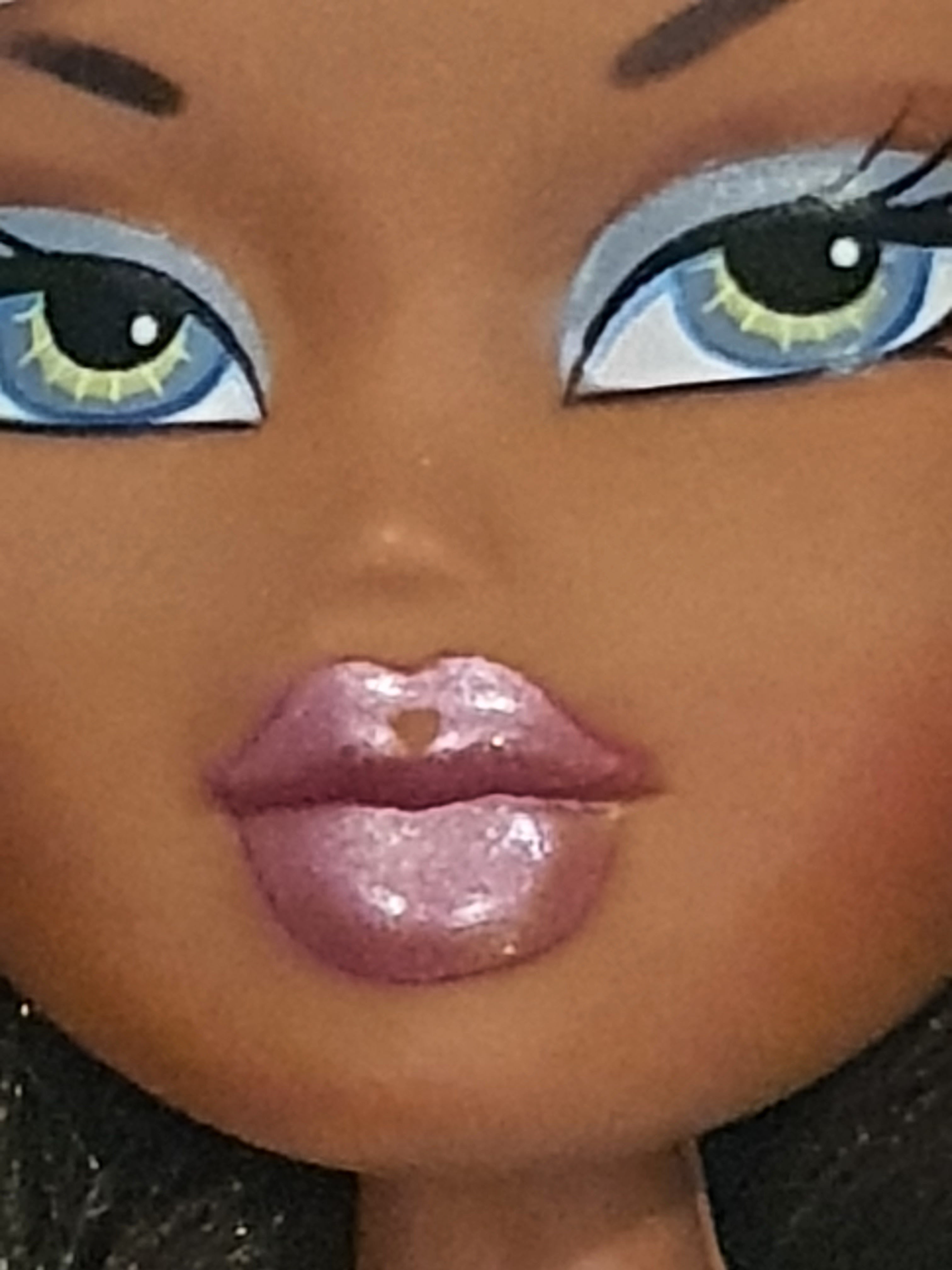 Bratz Iconz Sasha Rare Collector Doll Complete with Original MGA Accessories