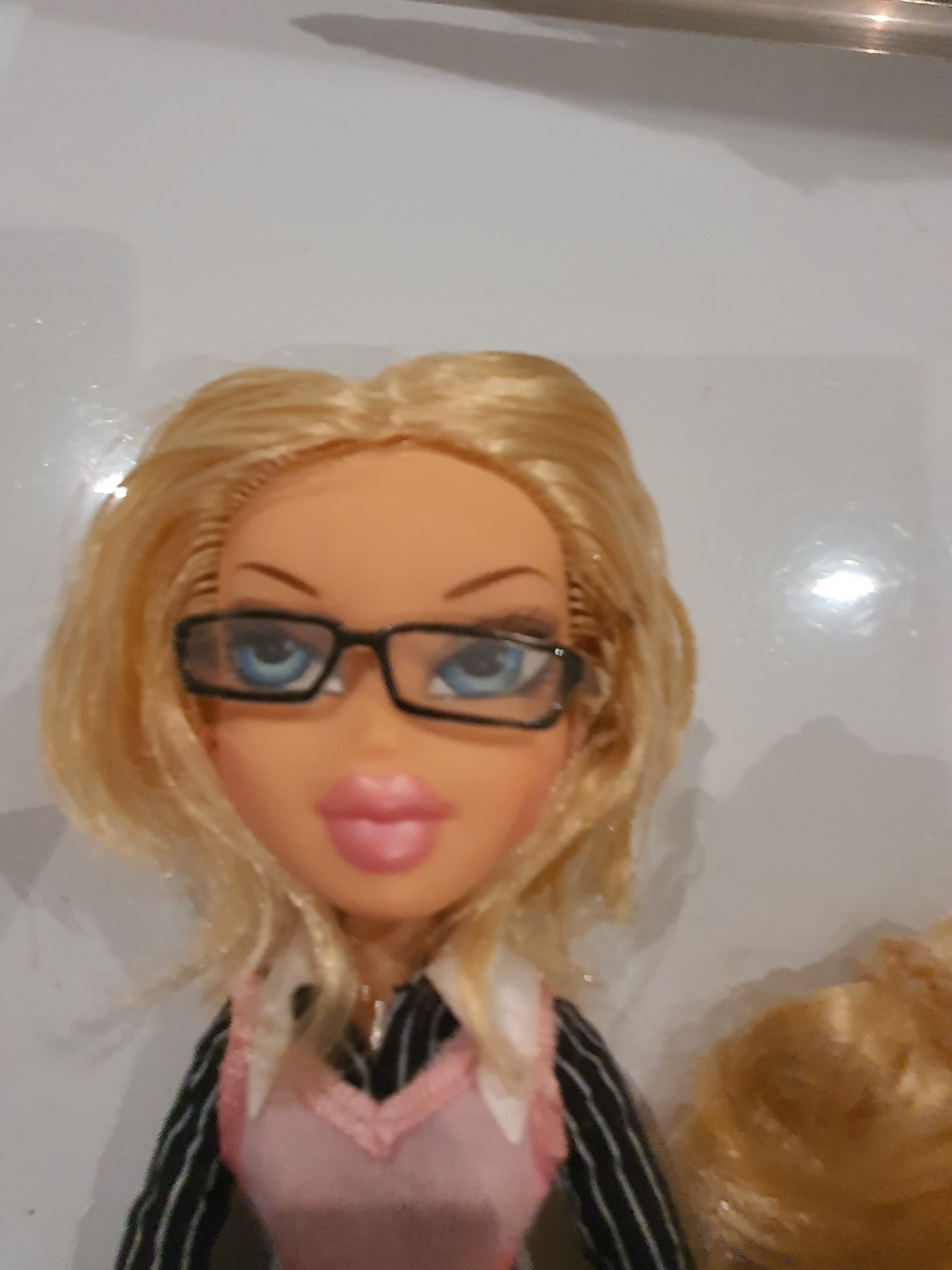Bratz World Familiez Sonya Originale MGA (2008)