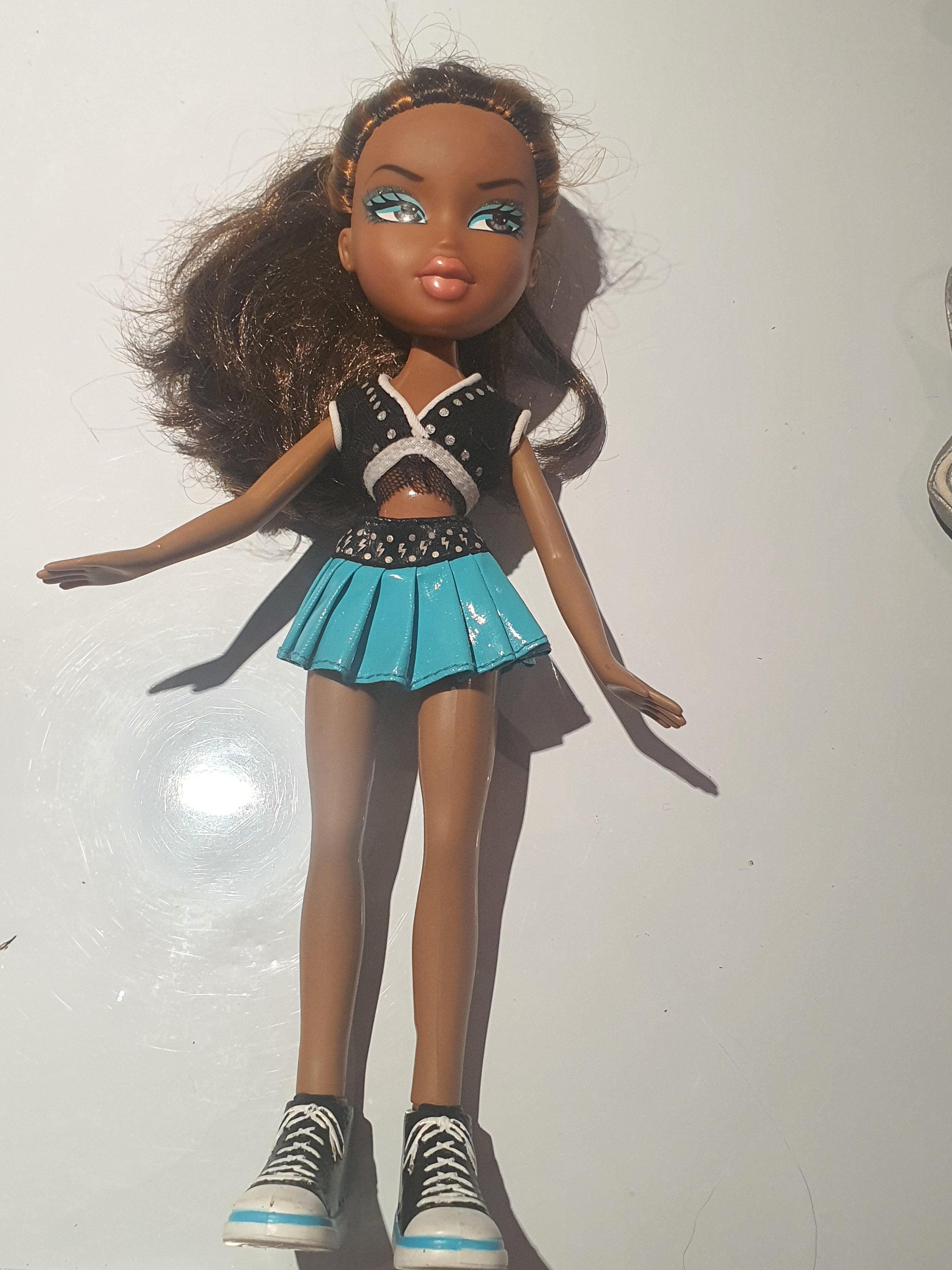Bratz Sasha Pom Pom Girl – Poupée originale MGA