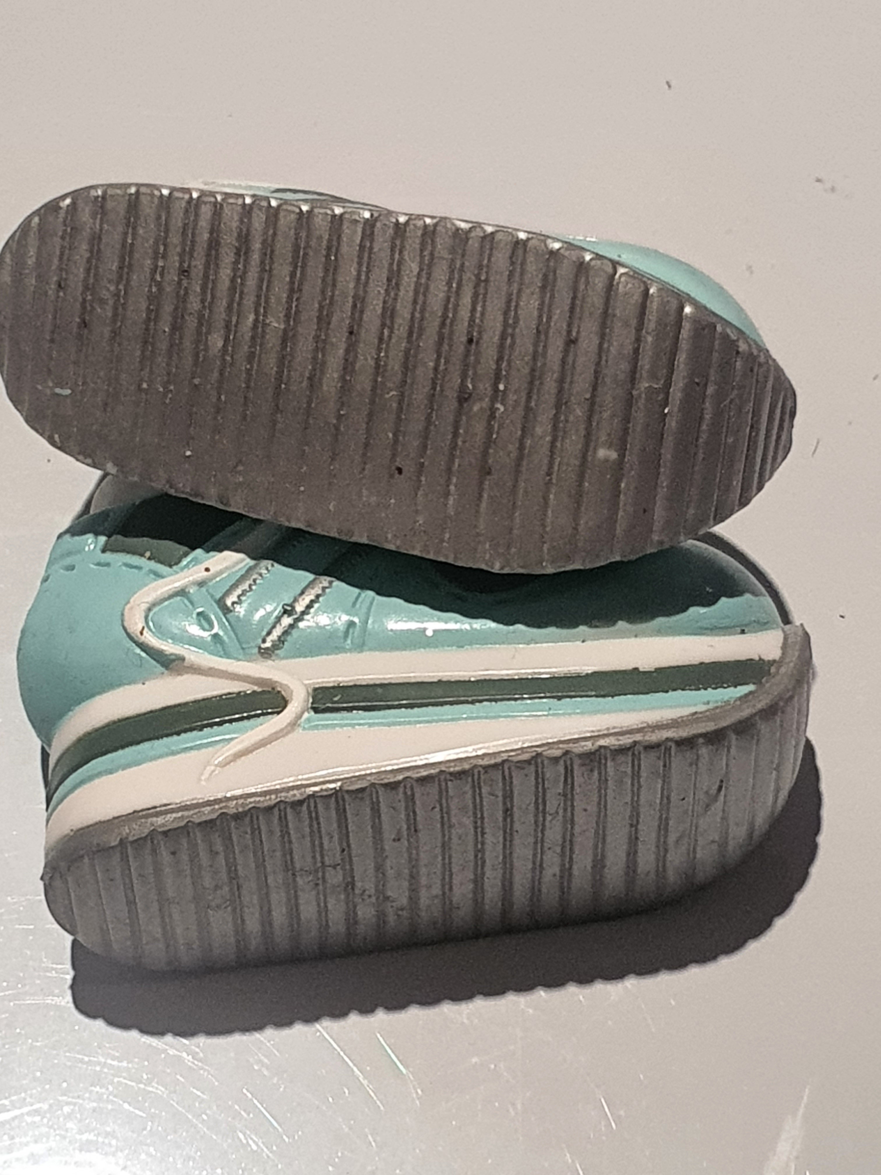 Bratz chaussures baskets originales MGA