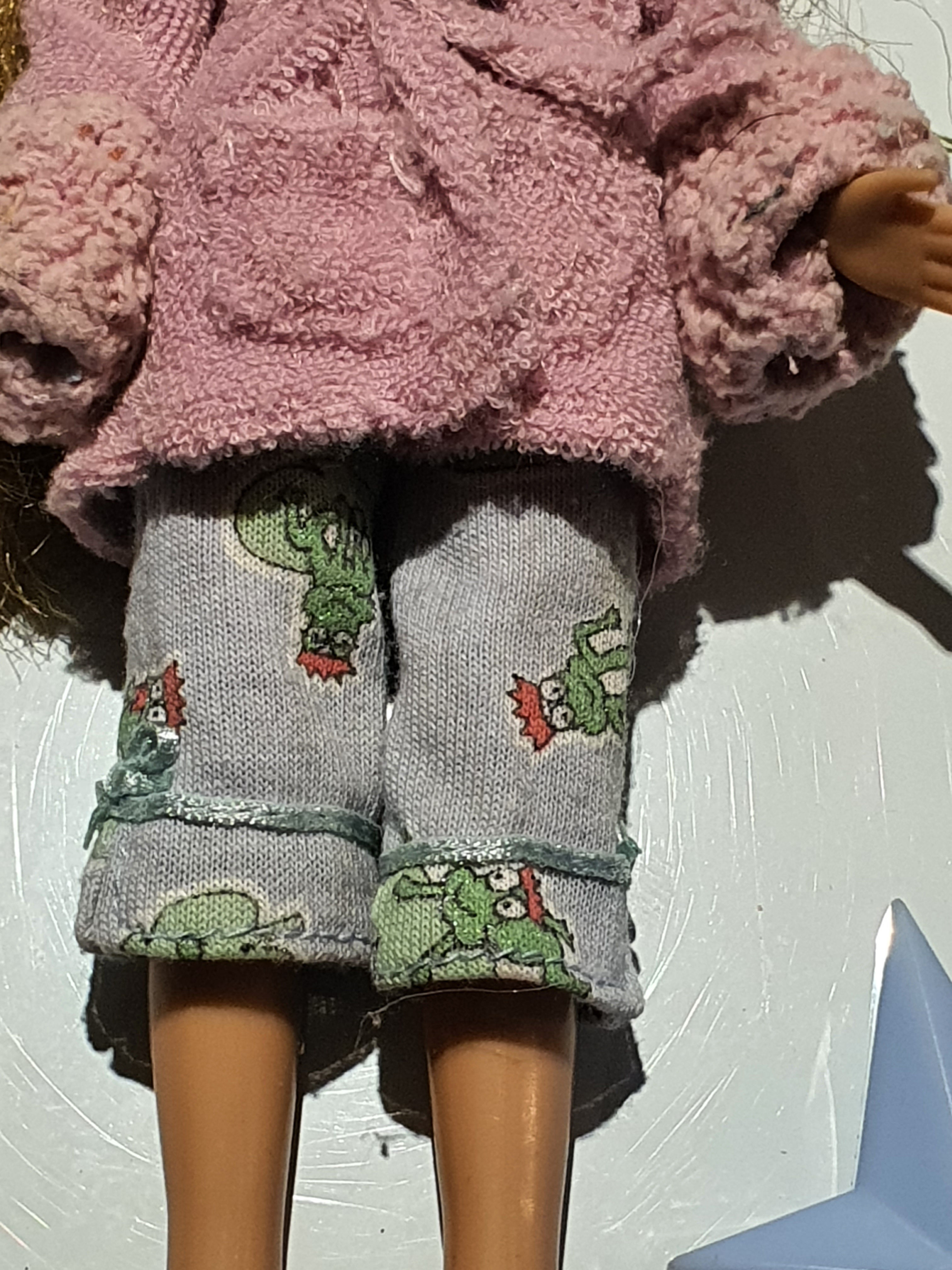 🌙 Bratz Slumber Party Yasmin – Poupée originale MGA avec accessoires