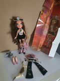 Bratz Wild Wild West Dana – Poupée avec tenue, accessoires et poster d'origine