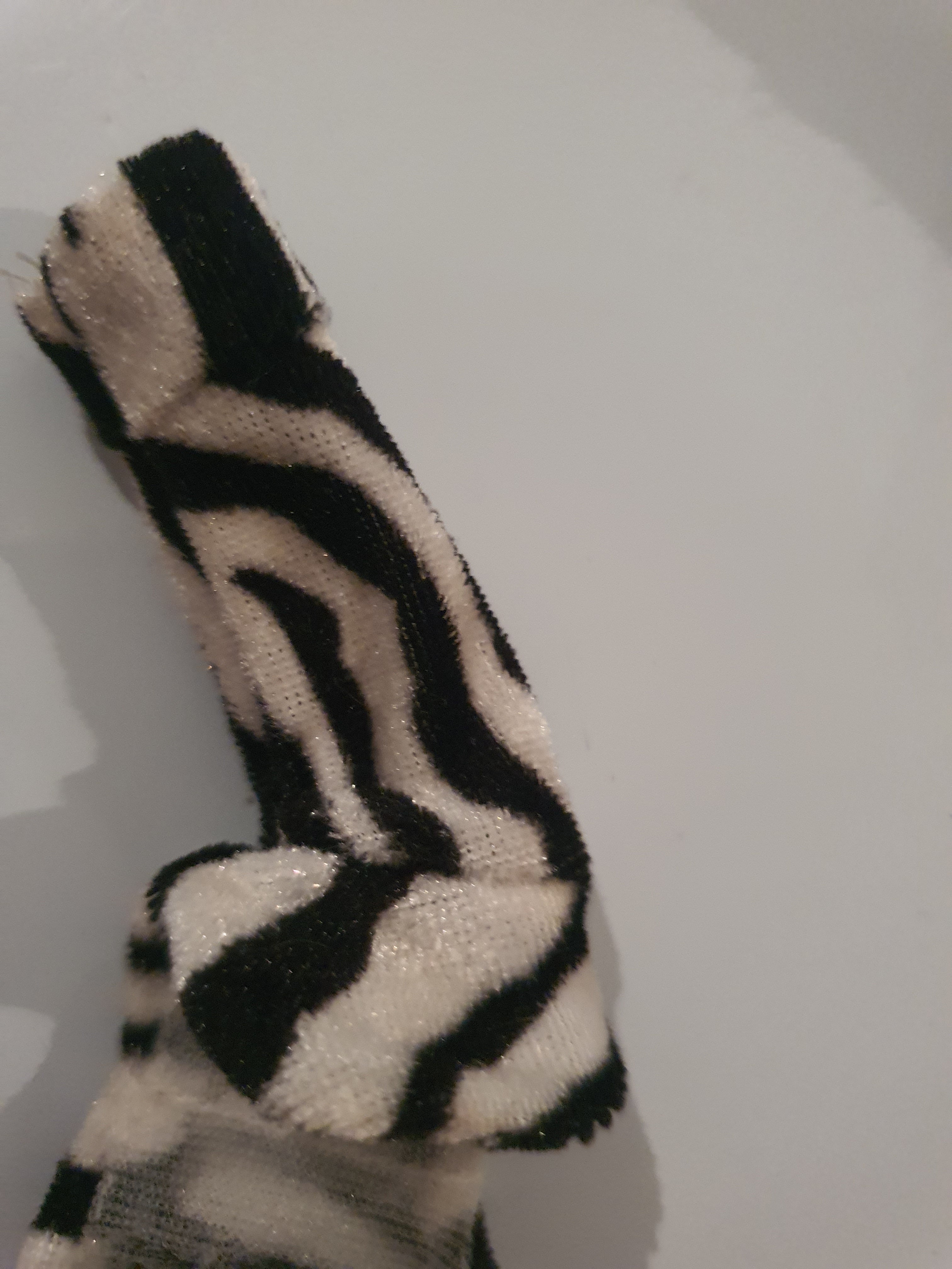 Bratz Roxxi Princess – Original Zebra Print Jacket | Authentic MGA Accessory