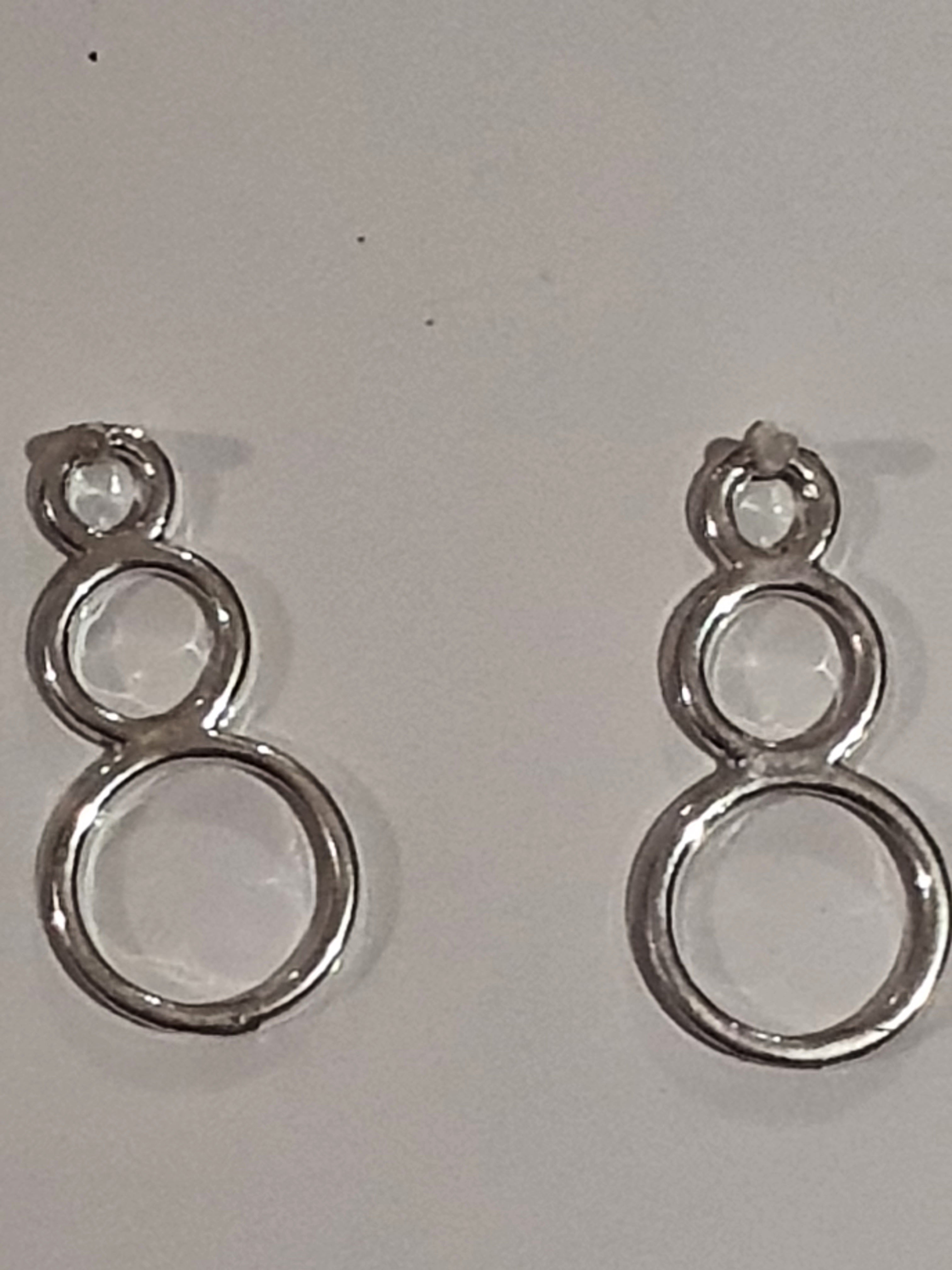 Boucles d'oreilles Bratz argentées à trois anneaux – Accessoire original MGA