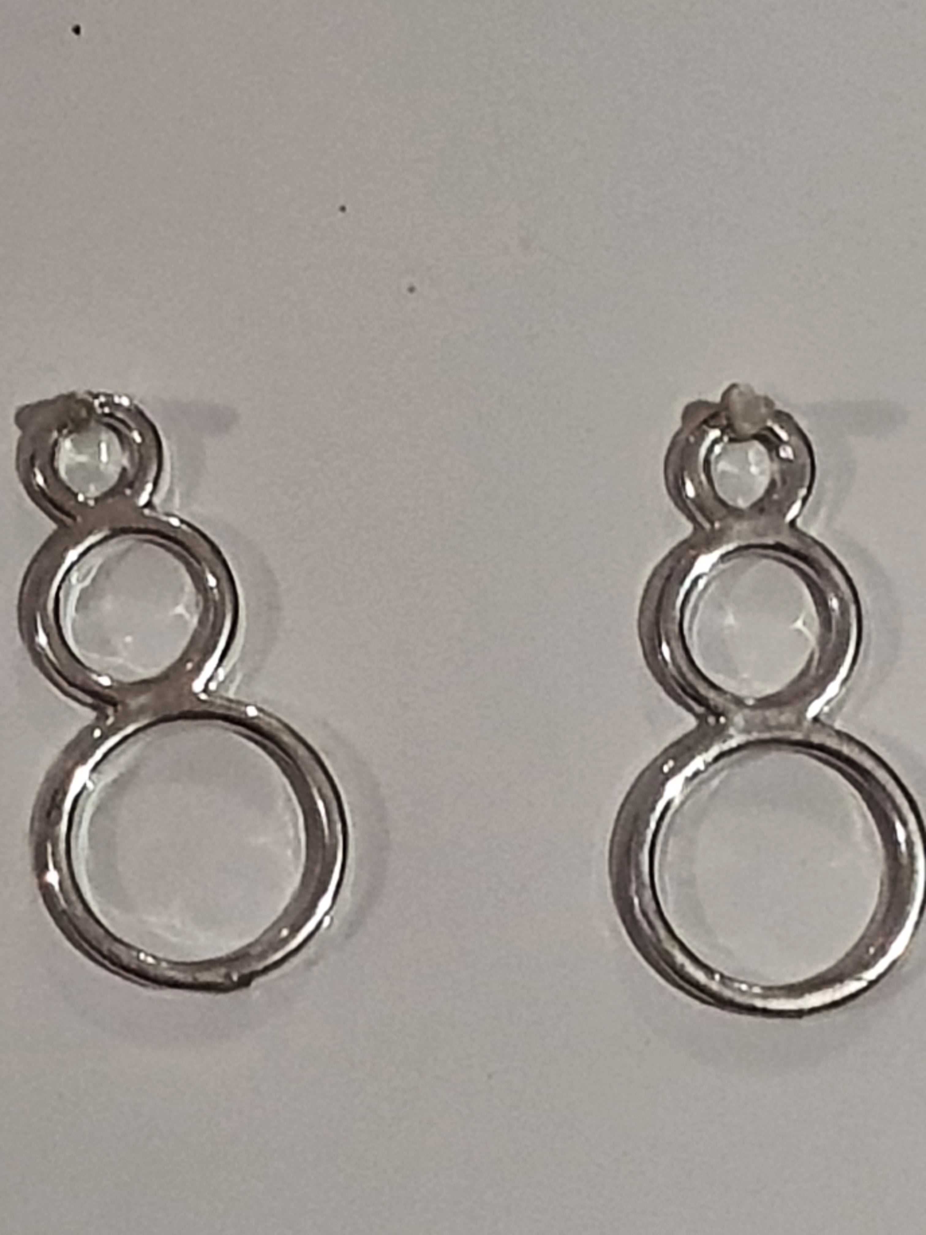 Boucles d'oreilles Bratz argentées à trois anneaux – Accessoire original MGA