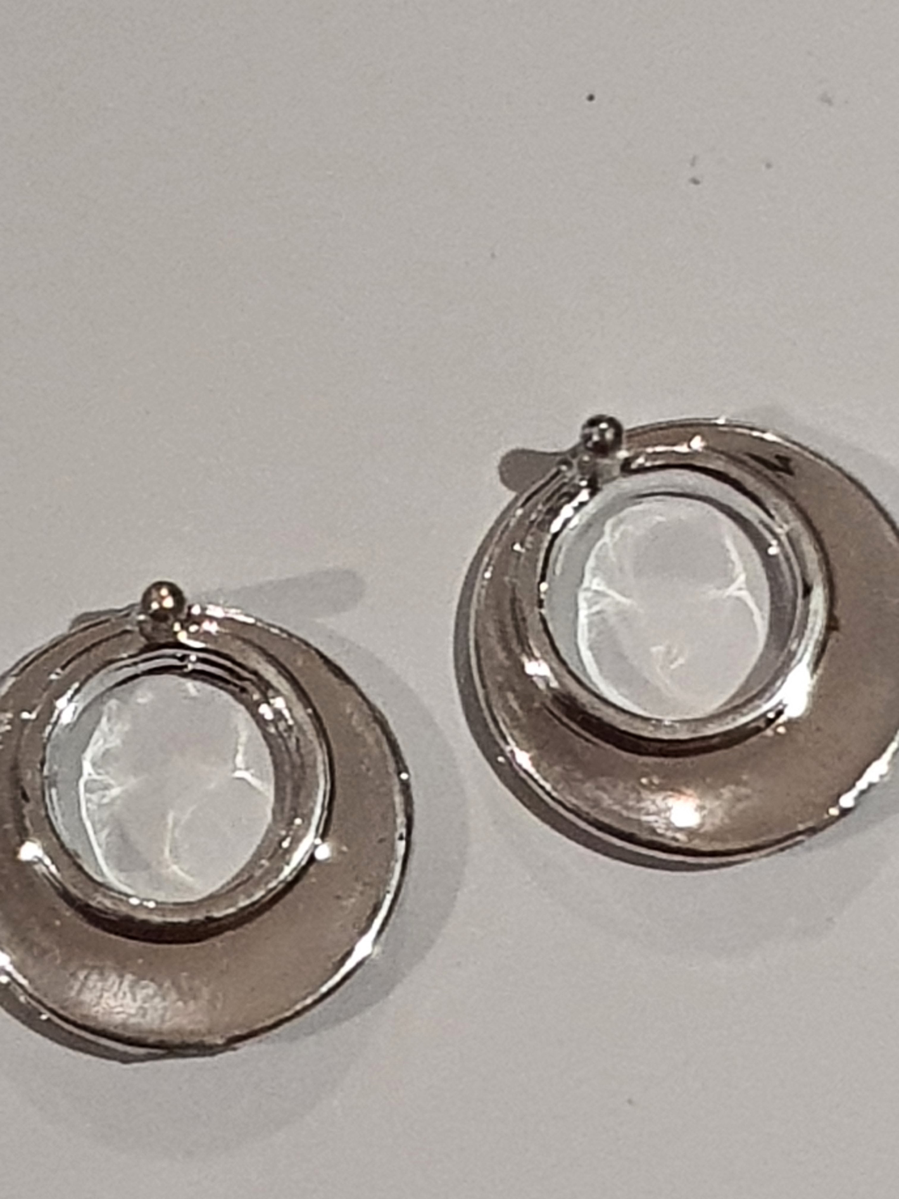 Boucles d'oreilles Bratz argentées rondes ajourées – Bijoux originaux MGA