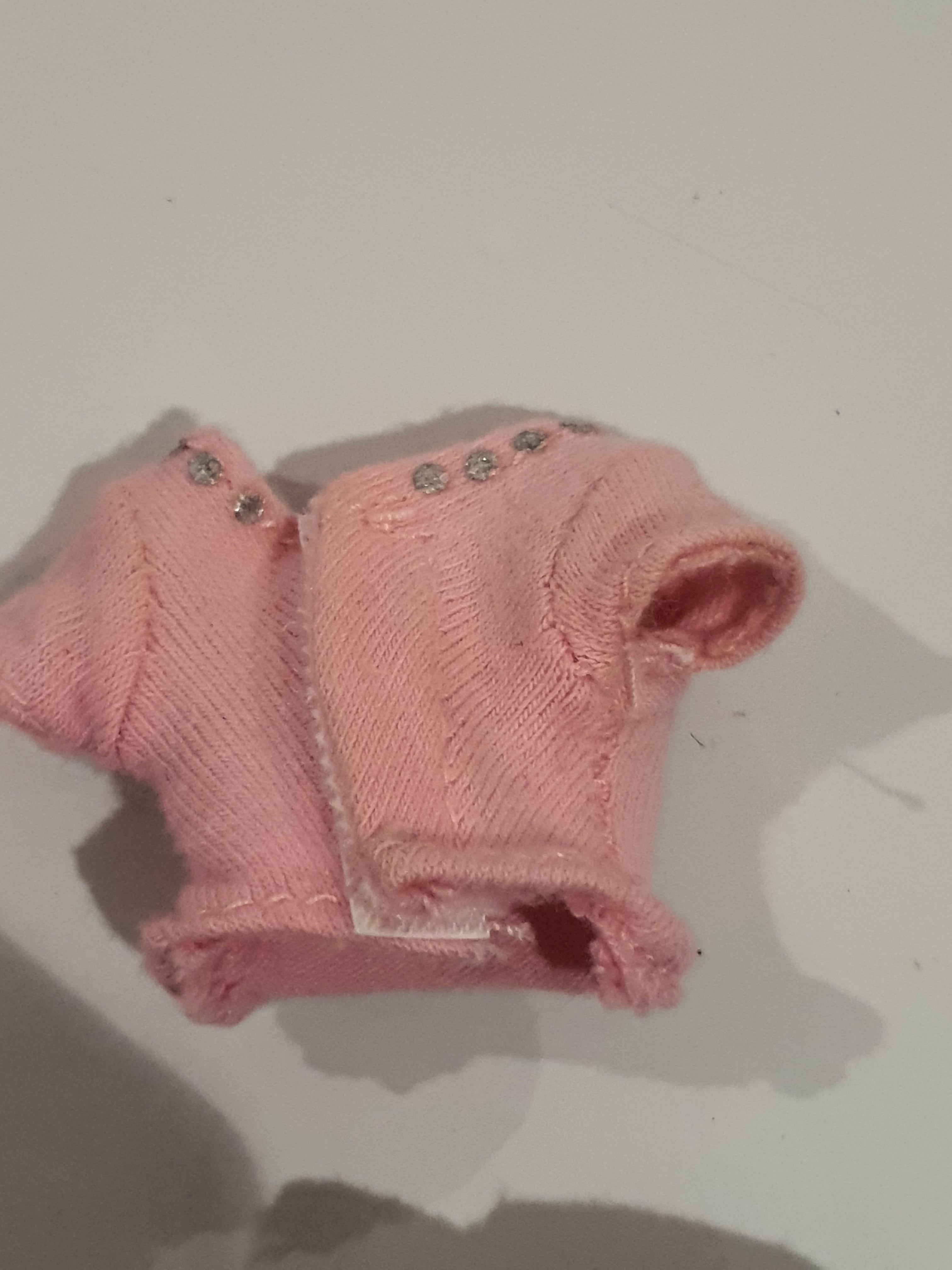 Bratz Pampered Pupz Sasha – Tenue originale MGA (Haut + Jean)