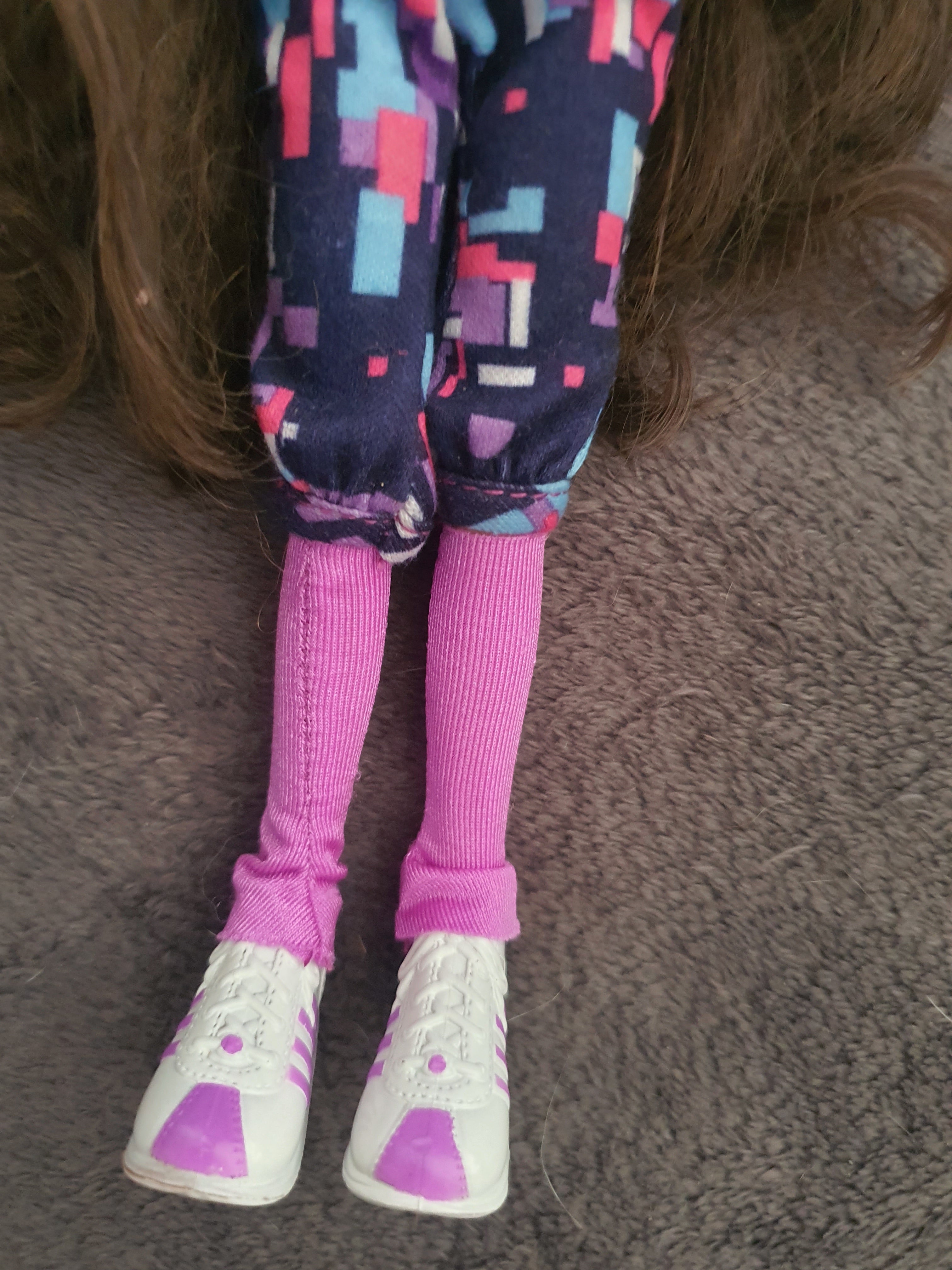Bratz Sunshine Style Yasmin – Poupée avec tenue et accessoires