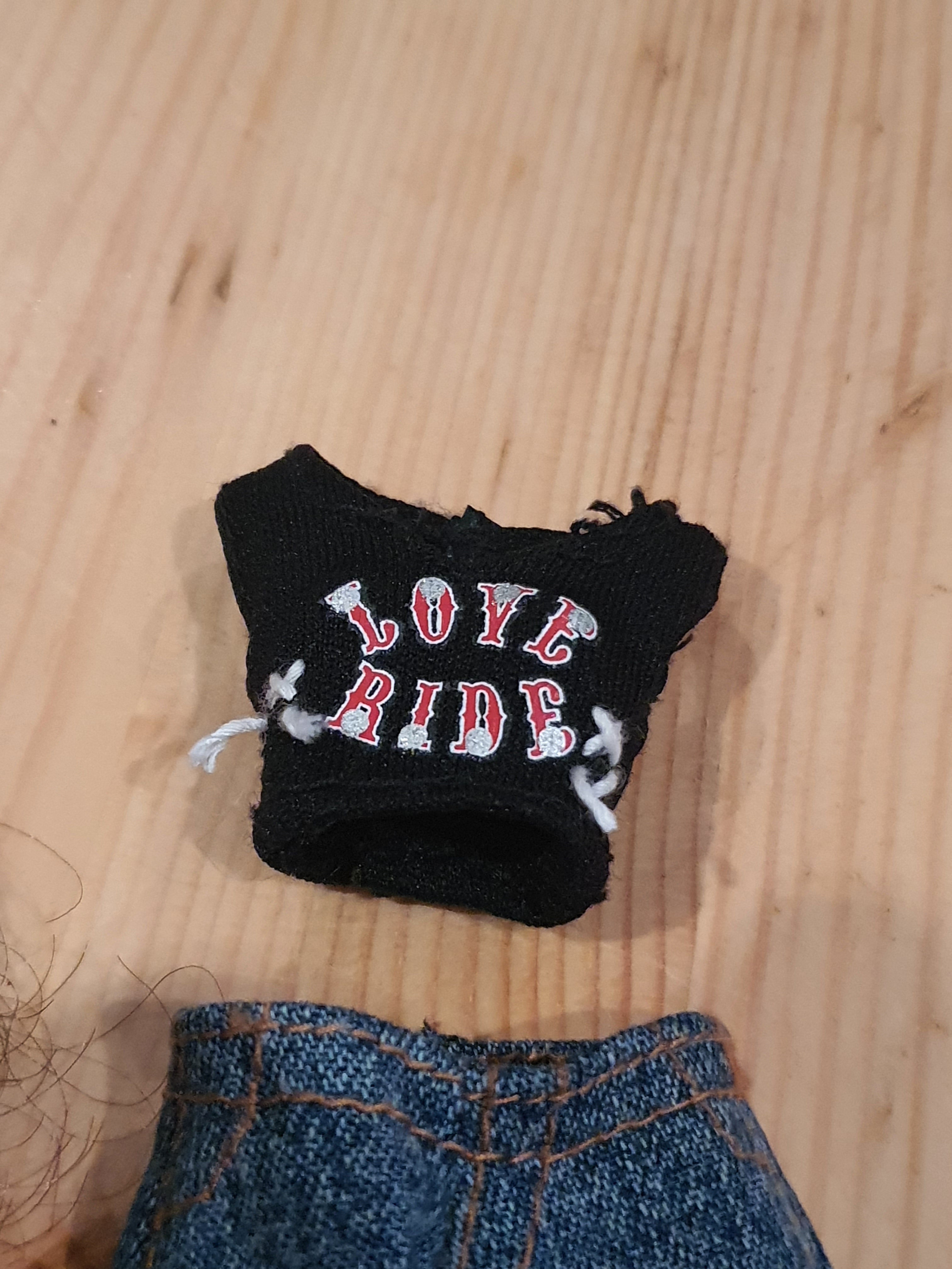 Bratz Sasha Wild Wild West – Poupée avec vêtements et accessoires