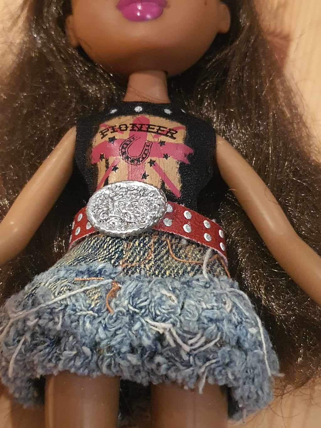 Bratz Sasha Wild Wild West – Poupée avec vêtements et accessoires