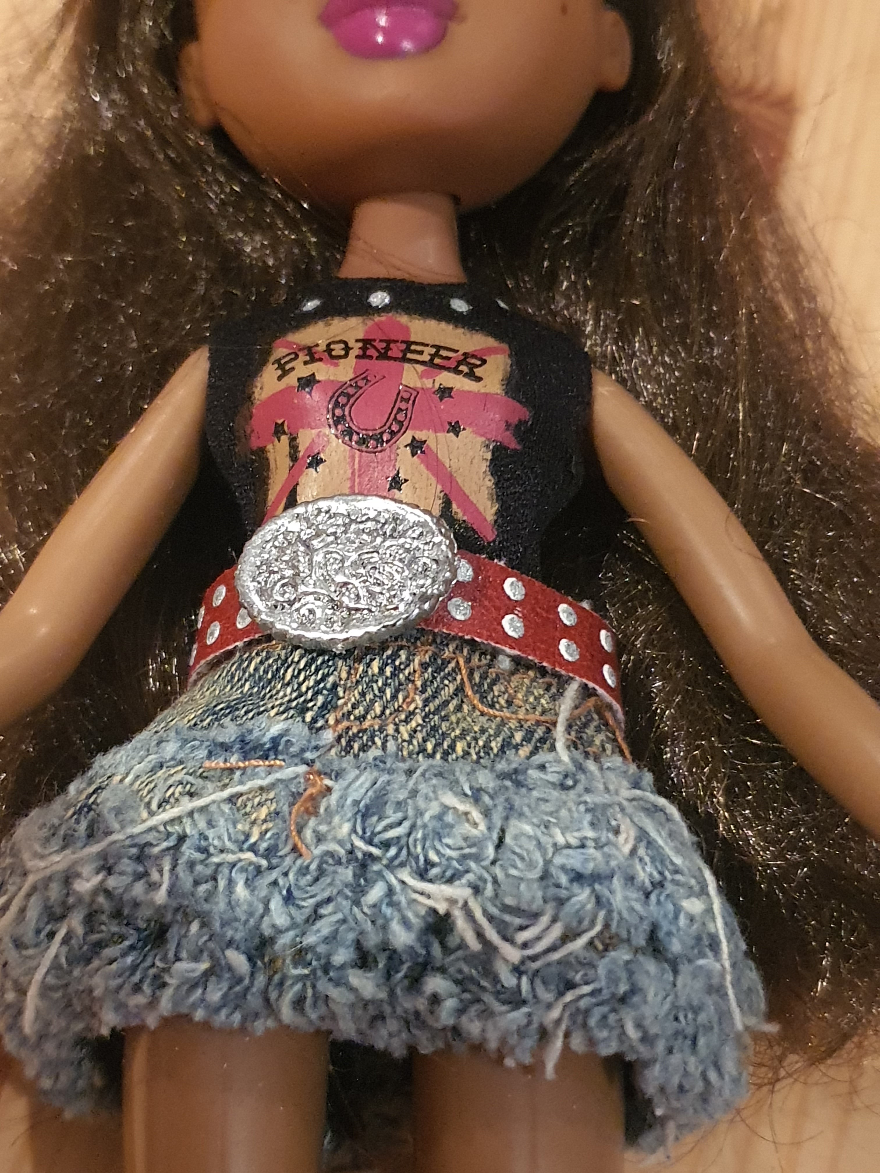 Bratz Sasha Wild Wild West – Poupée avec vêtements et accessoires