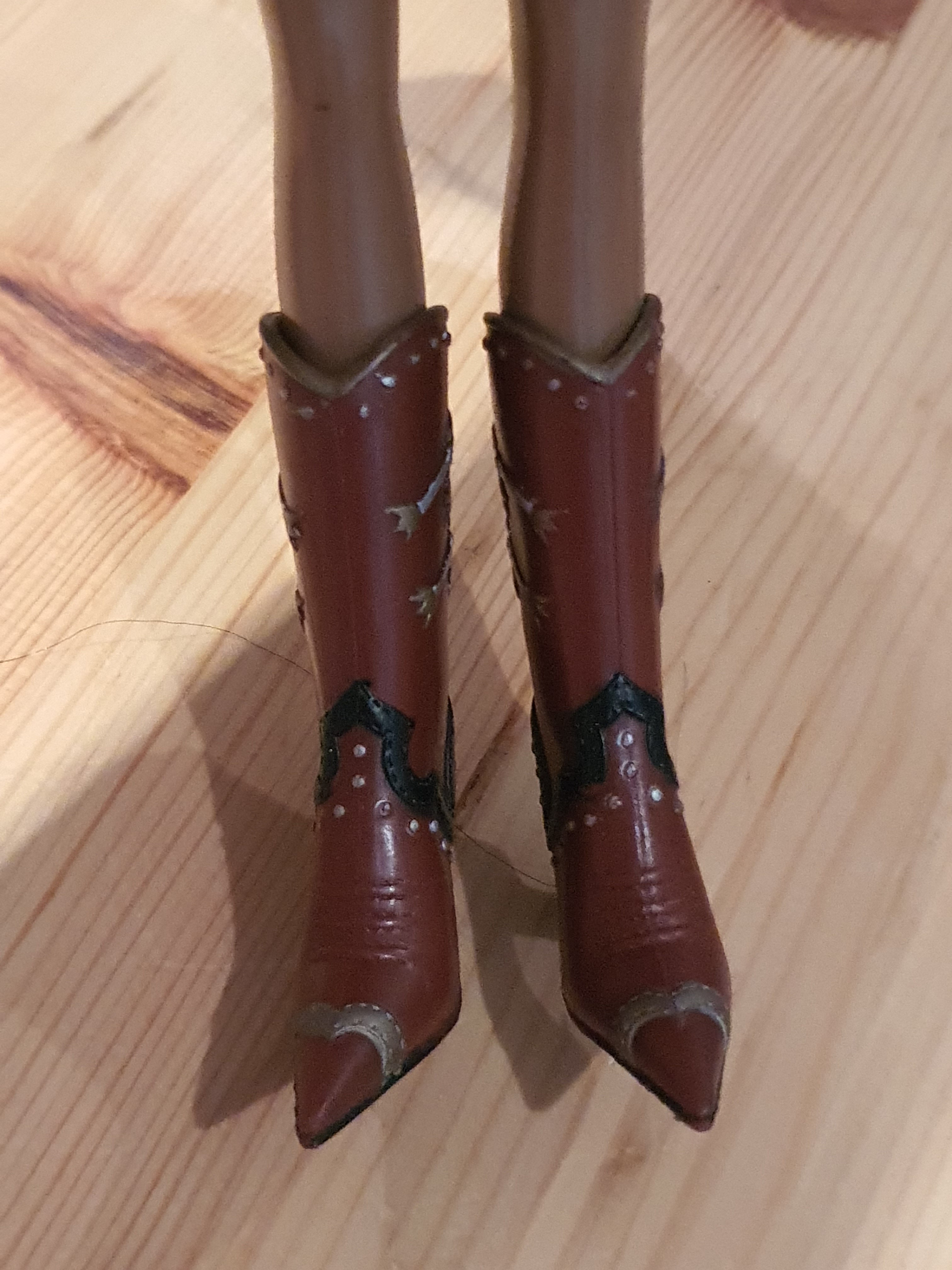 Bratz Sasha Wild Wild West – Poupée avec vêtements et accessoires