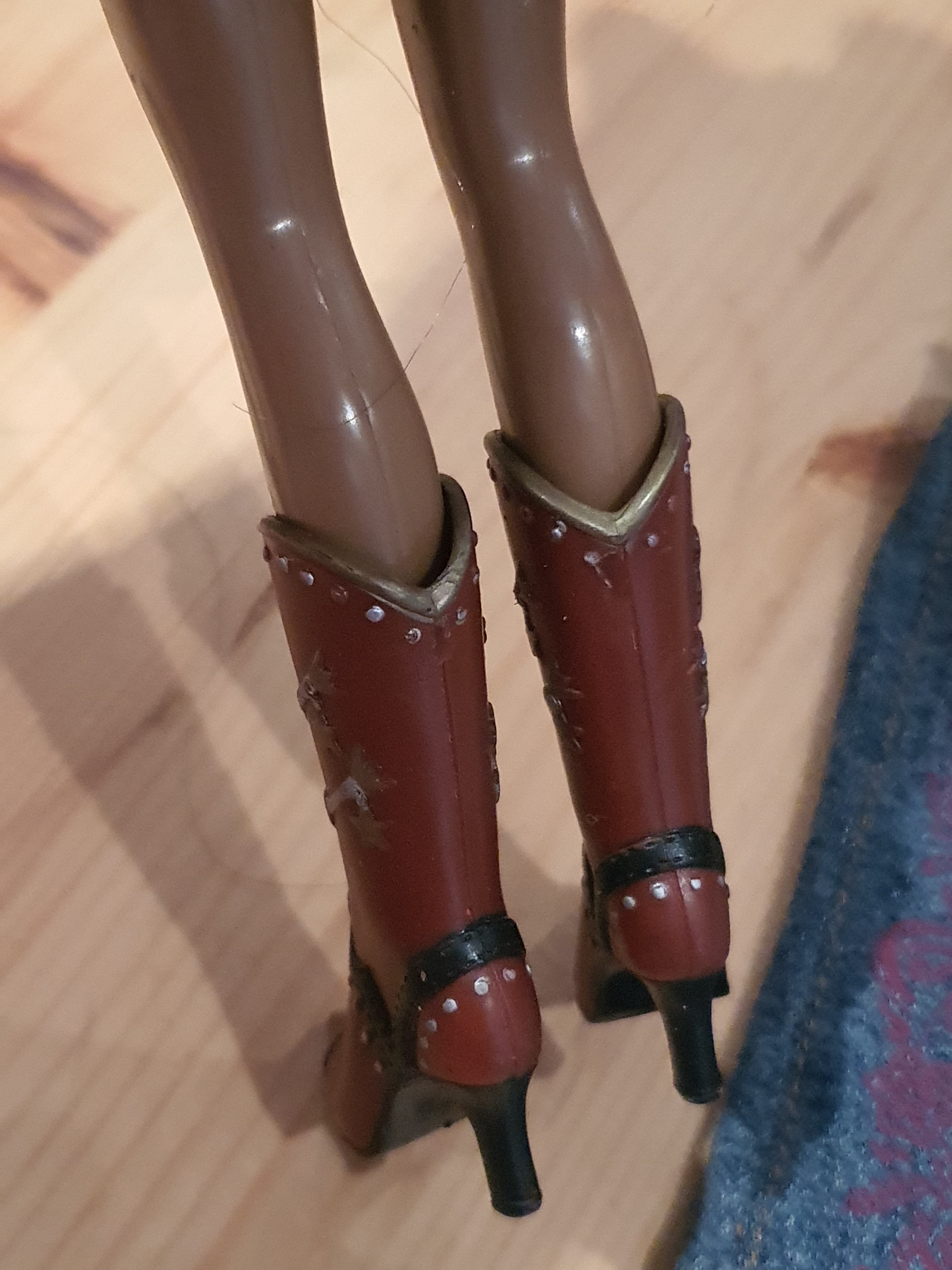 Bratz Sasha Wild Wild West – Poupée avec vêtements et accessoires