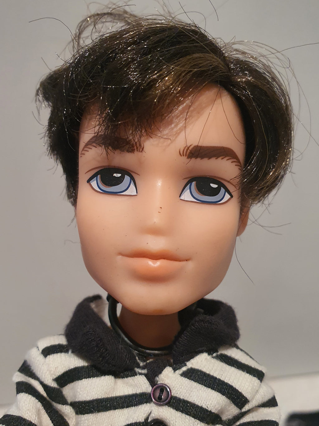 Bratz Boyz Koby Flashback – Doll with Clothes and Accessories