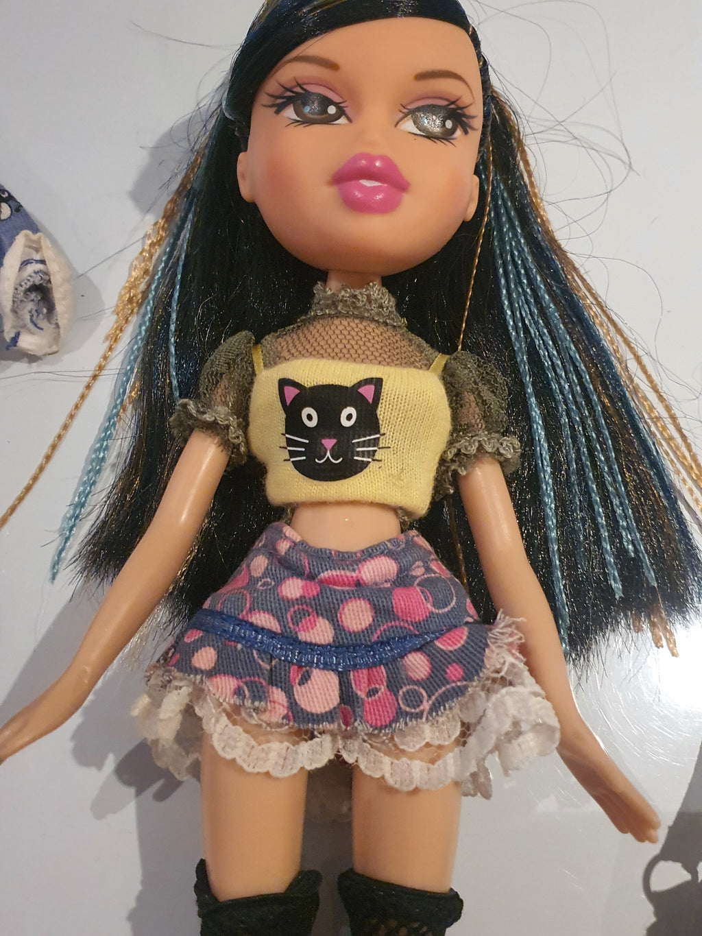 Bratz Jade Tokyo A Go-Go – Poupée avec vêtements et accessoires