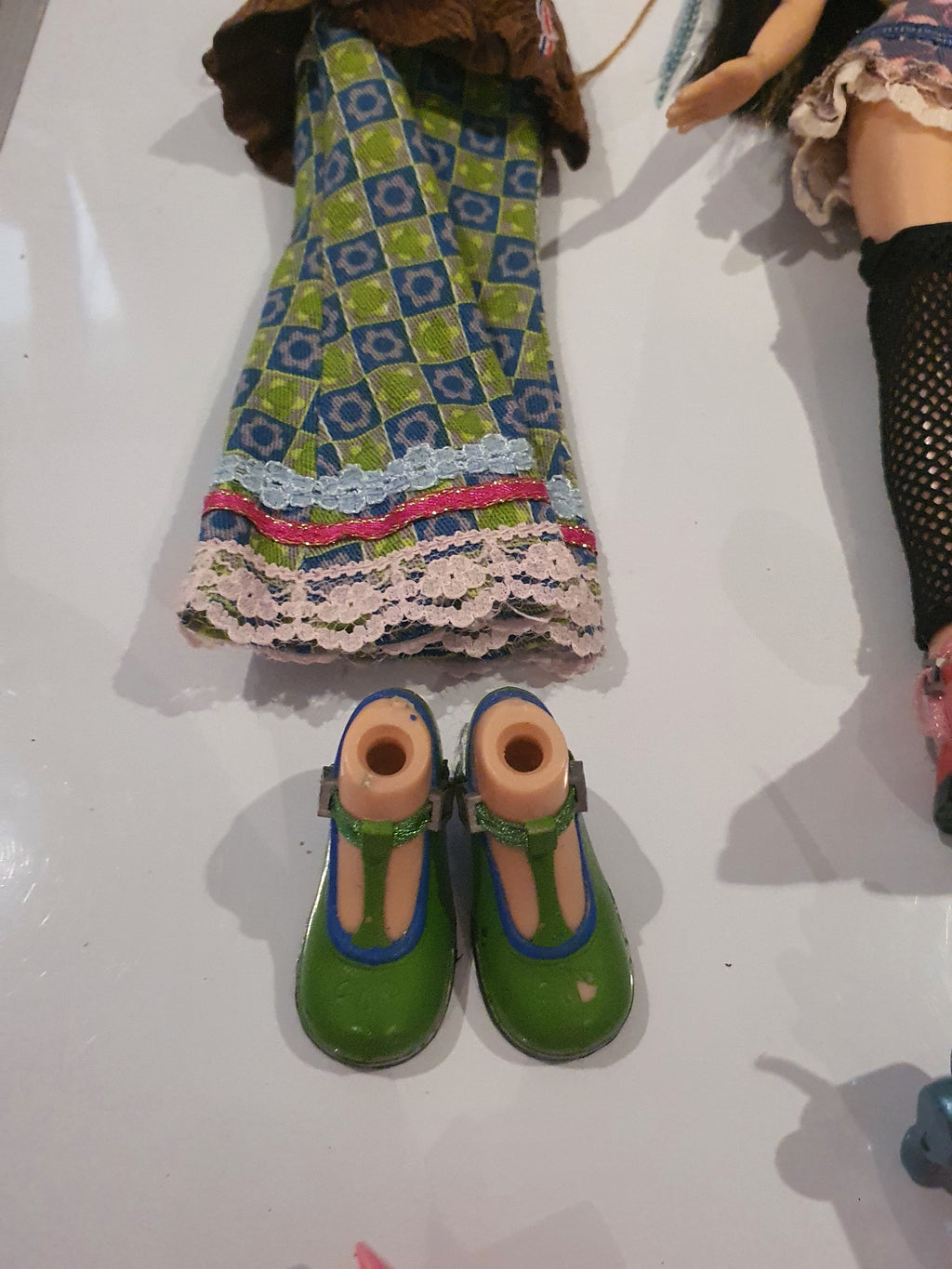 Bratz Jade Tokyo A Go-Go – Poupée avec vêtements et accessoires