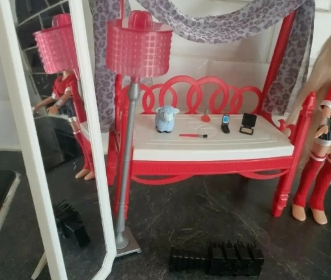 Bratz cloe bedroom