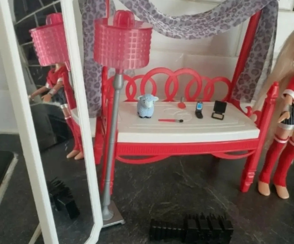 Bratz cloe bedroom