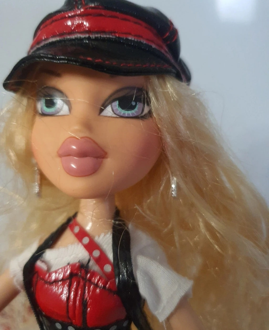 Bratz cloe really rock