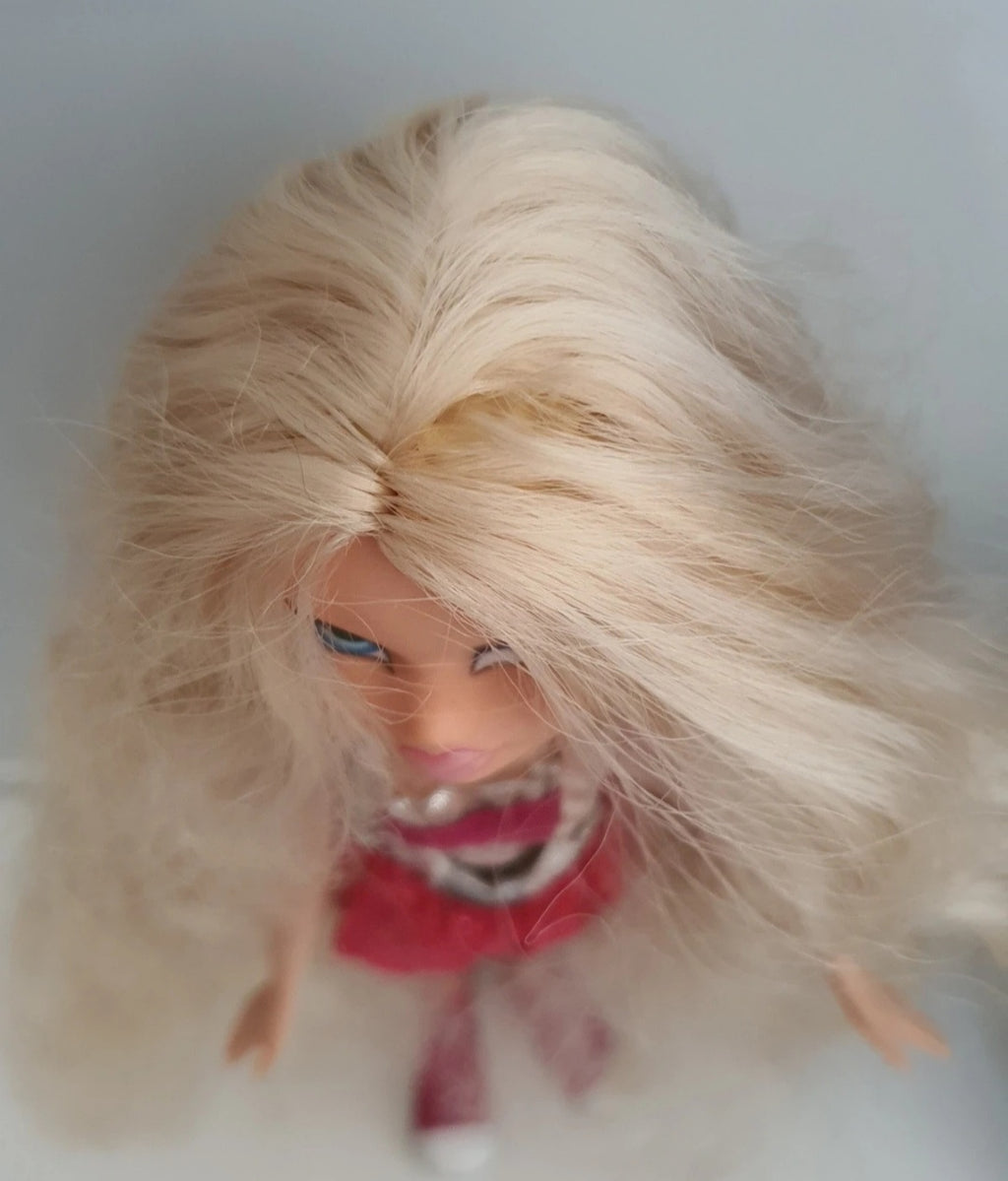 Bratz babysitting cloe