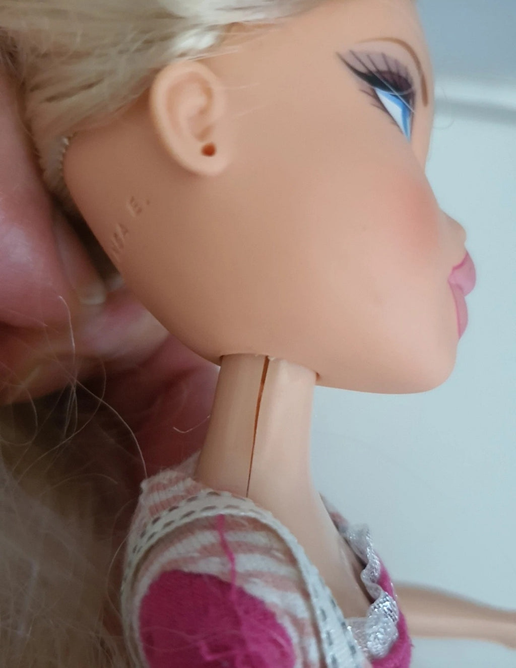 Bratz babysitting cloe