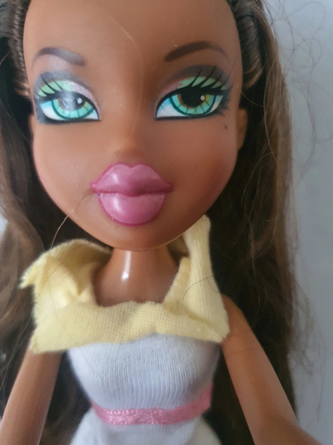 Bratz spring breack yasmin