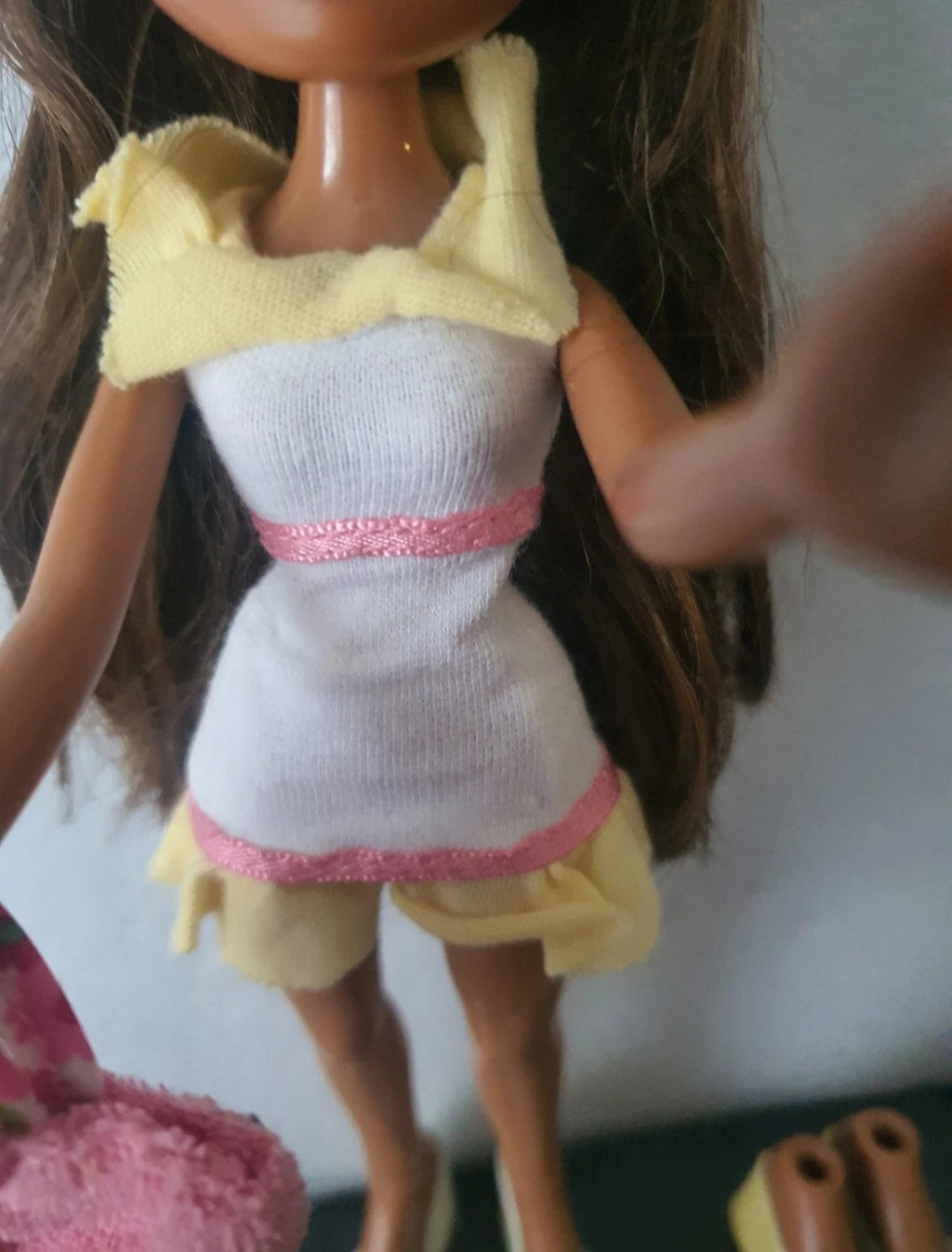 Bratz spring breack yasmin