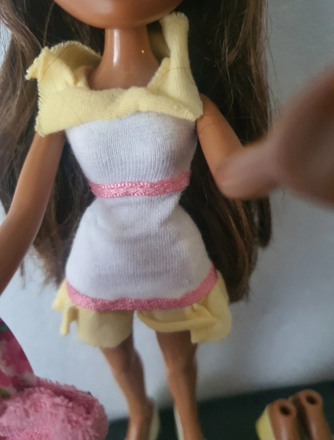 Bratz spring breack yasmin