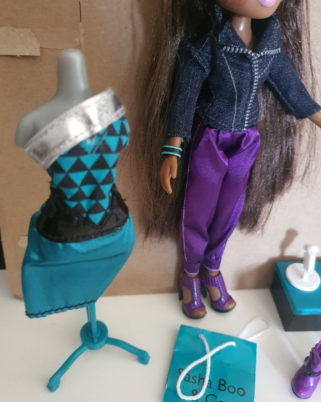 Bratz Fashion Boutique – Sasha MGA