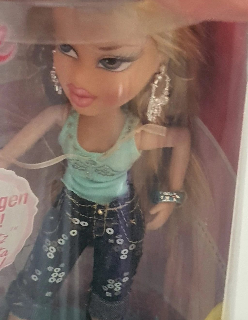 Bratz Talking Cloe (version suédoise) – Neuve en boîte