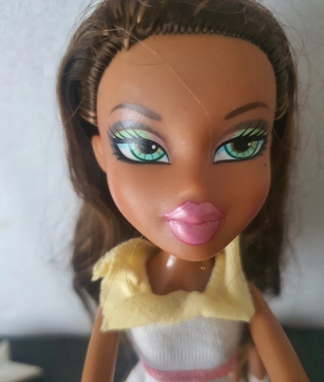 Bratz Yasmin Spring Break – Poupée avec accessoires 🌴☀️