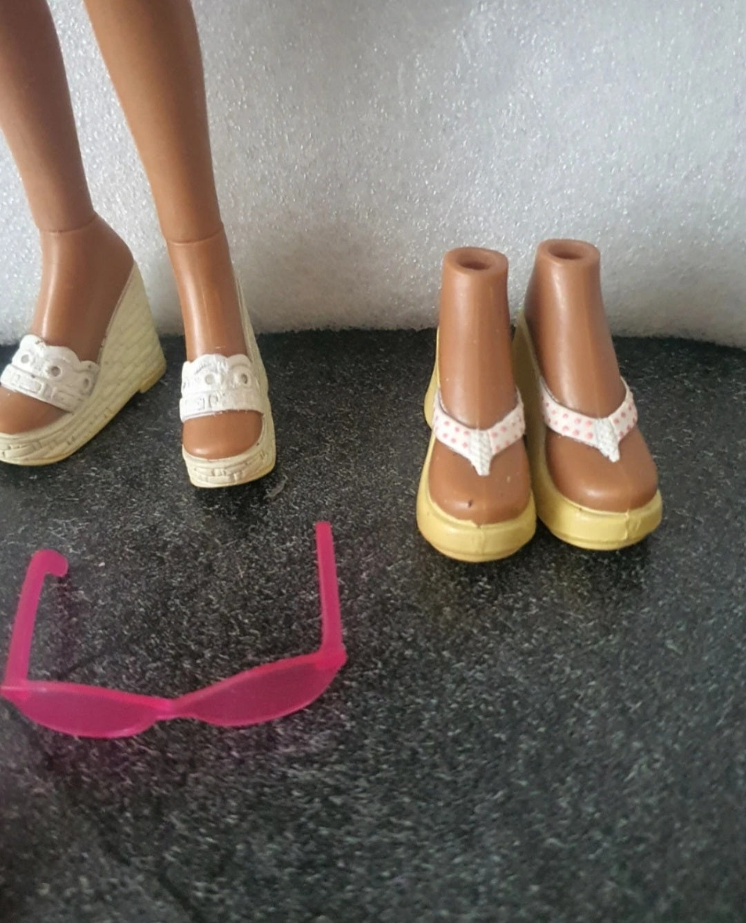 Bratz Yasmin Spring Break – Poupée avec accessoires 🌴☀️