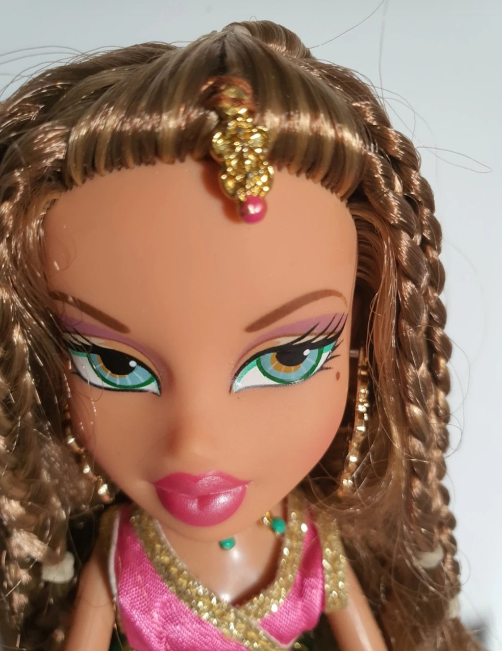 Bratz Yasmin Genie avec chambre / Vanity Genie MGA.