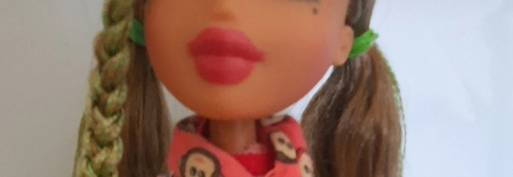 Bratz Yasmin Tokyo – MGA Collector Doll with Original Outfit and Accessories