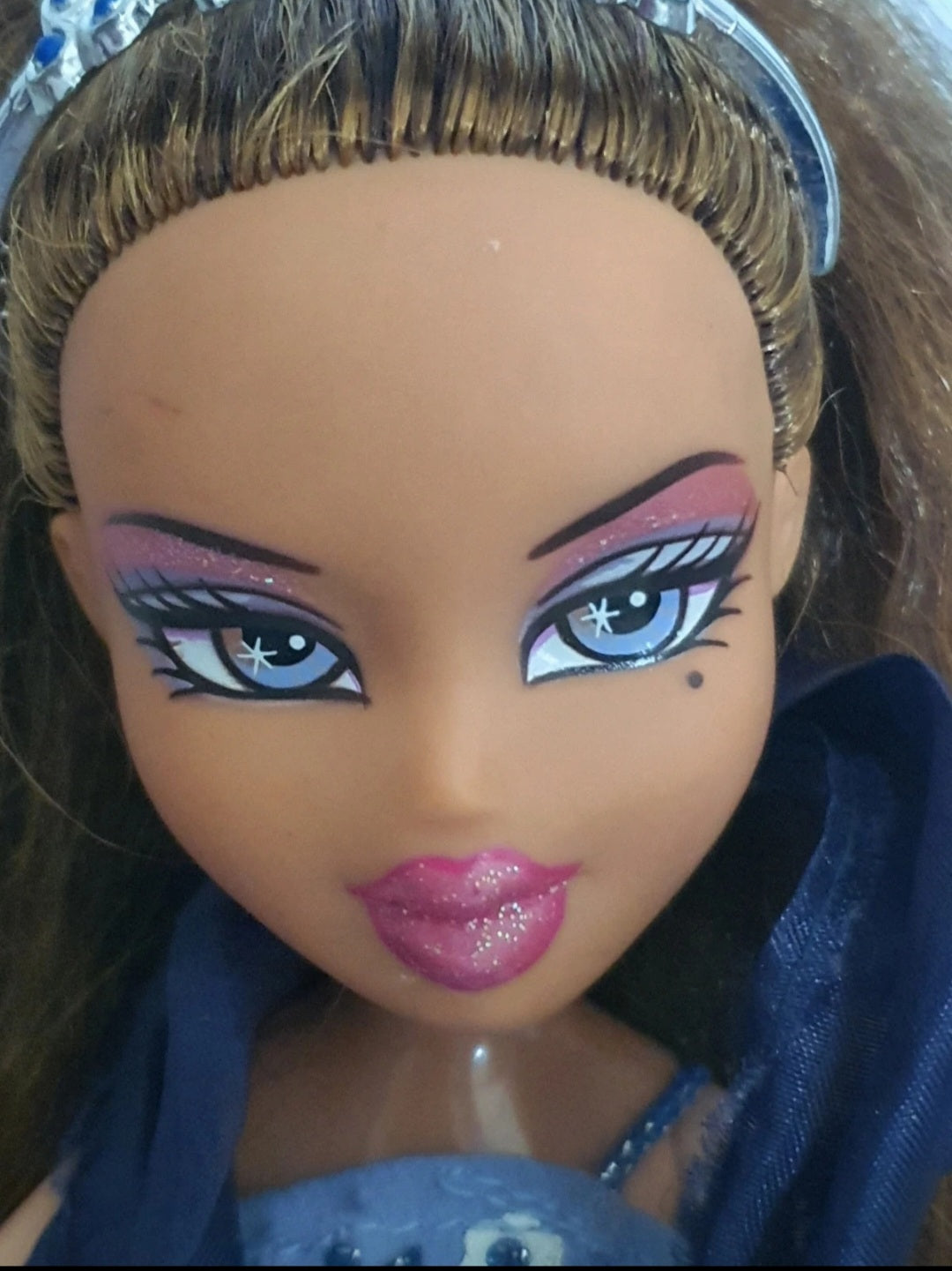 Bratz Yasmin Formal Funk – Poupée avec tenues et accessoires
