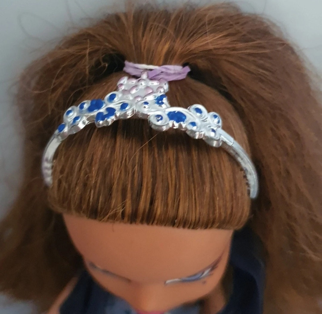 Bratz Yasmin Formal Funk – Poupée avec tenues et accessoires