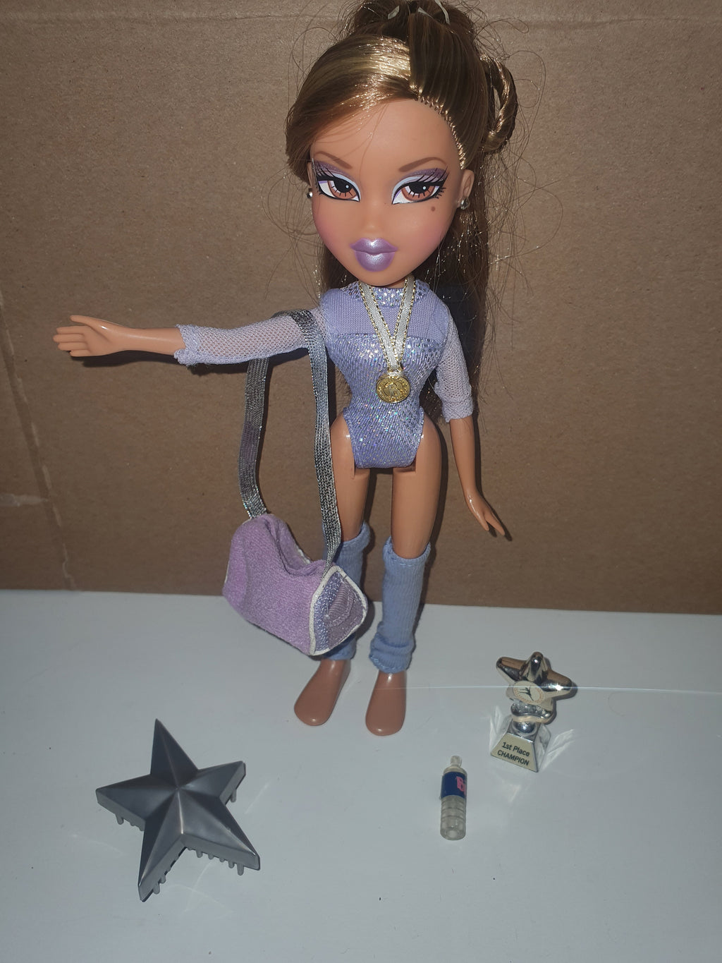 Bratz play sports gymnastics Yasmin