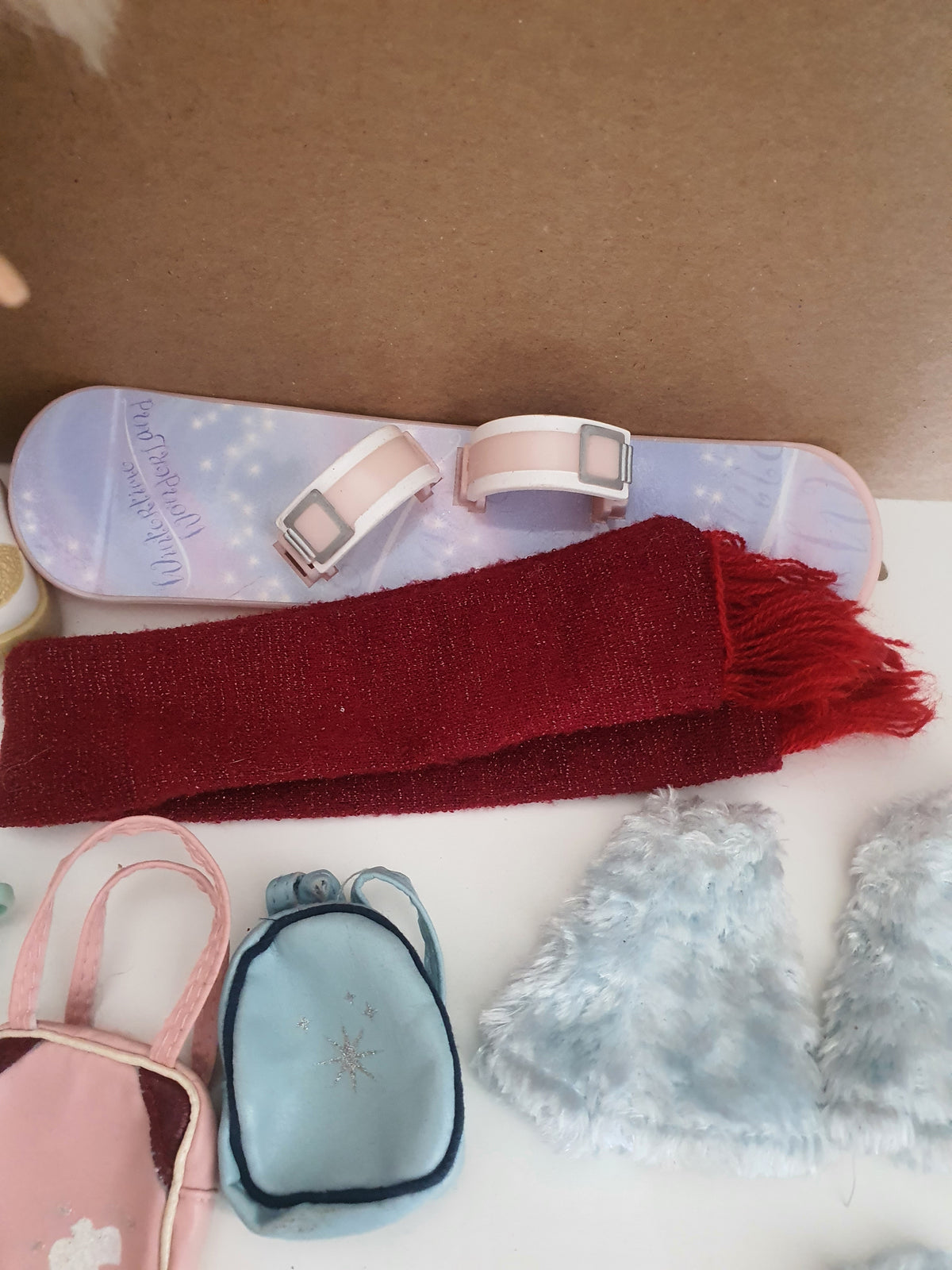 Bratz Cloe Wintertime – Poupée + vêtements & accessoires