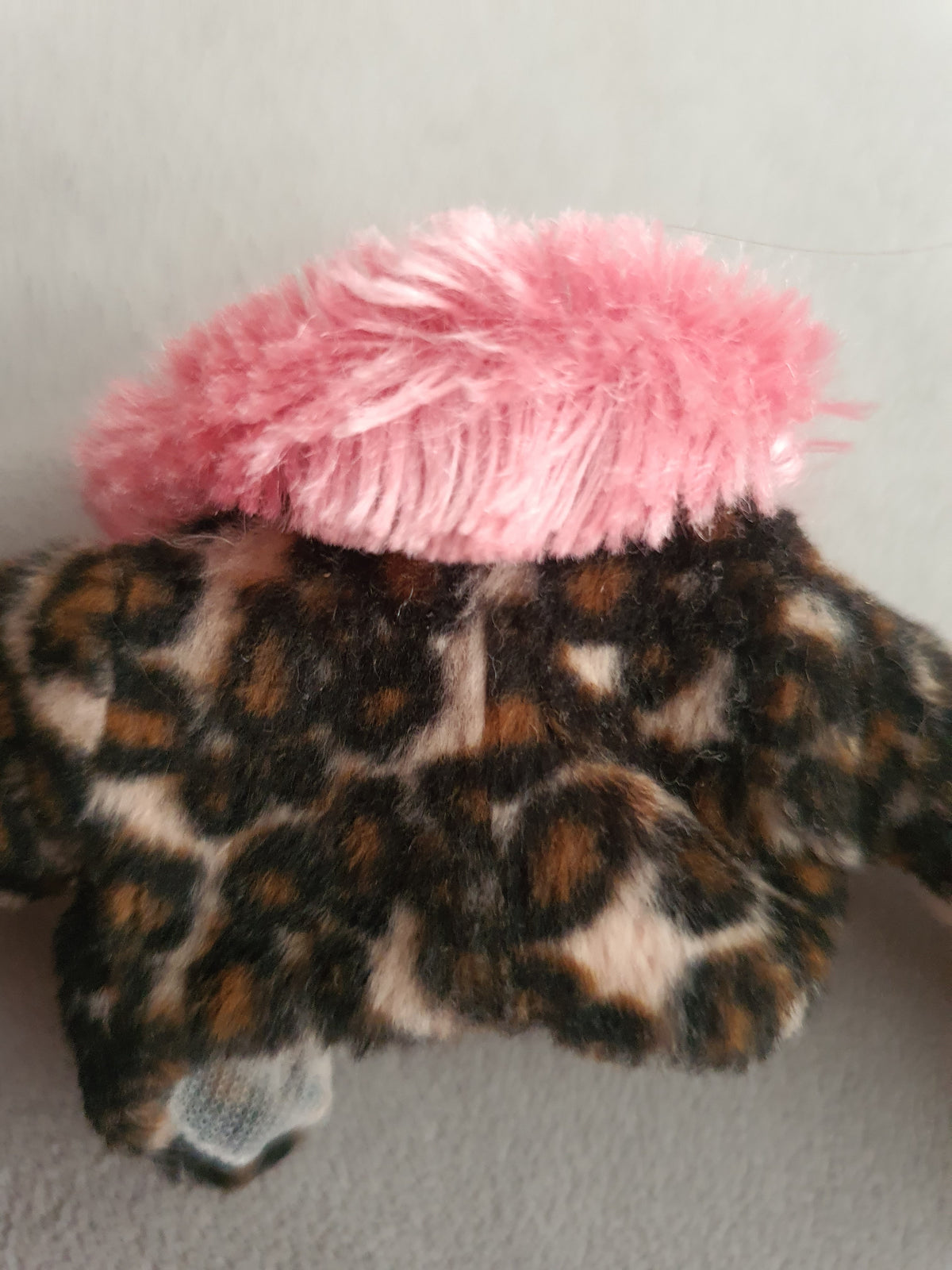 Bratz Cloe Princess – Veste léopard & fourrure rose – Originale