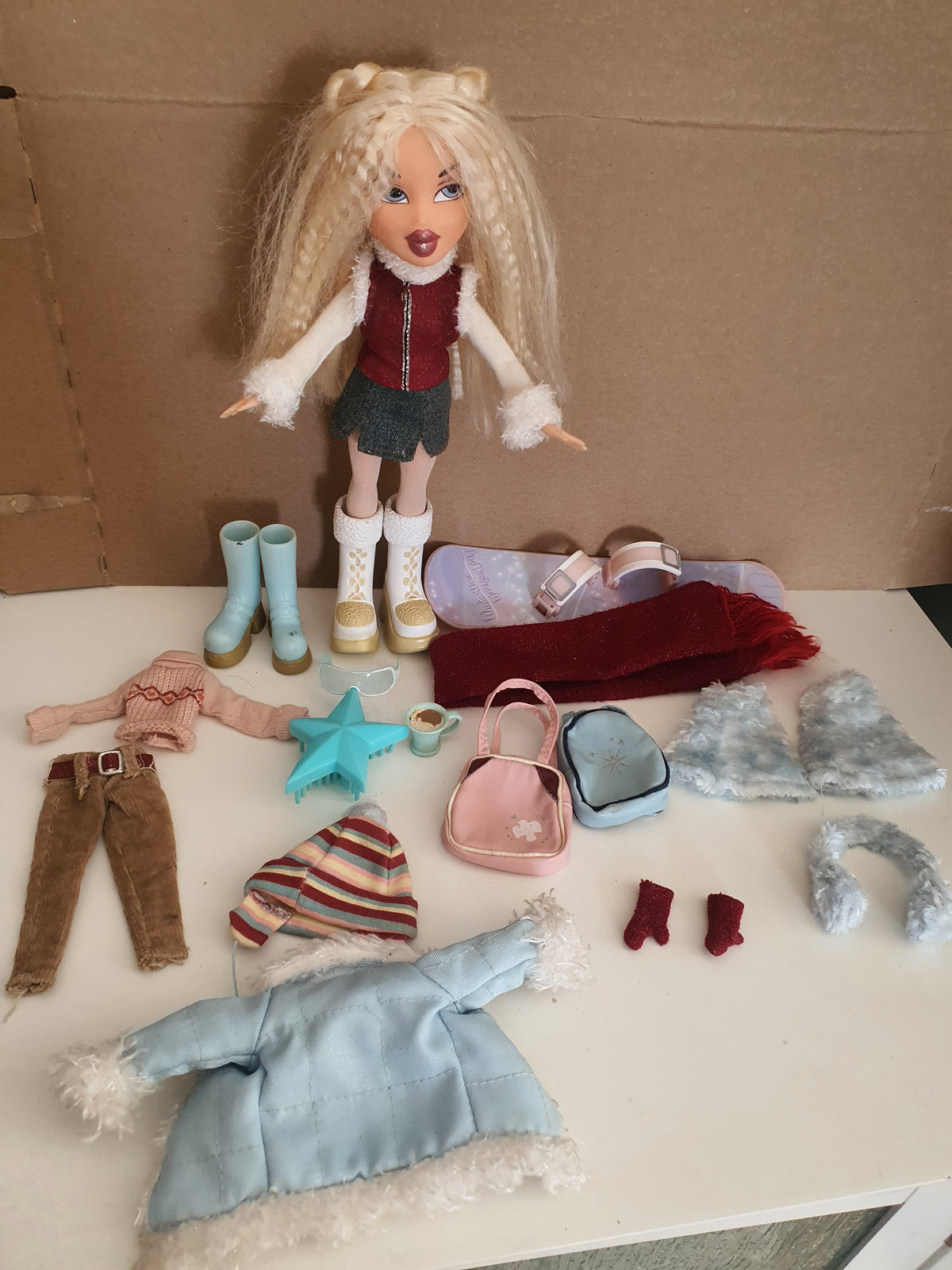 Bratz Cloe Wintertime – Poupée + vêtements & accessoires