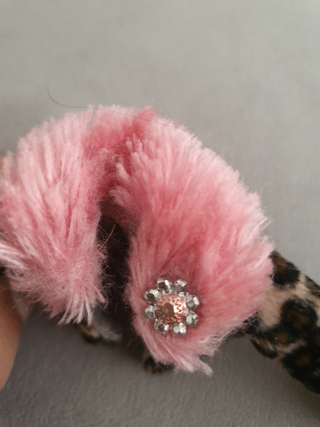 Bratz Cloe Princess – Veste léopard & fourrure rose – Originale