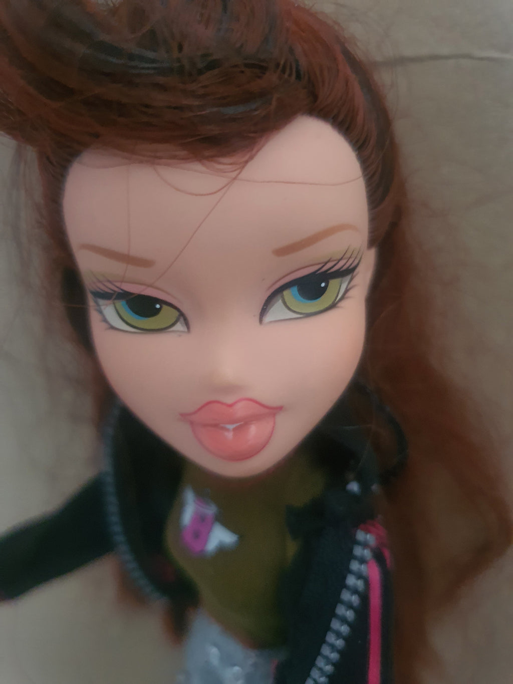 Bratz Phoebe Back to School (BTS School) Doll with Clothes & Accessories